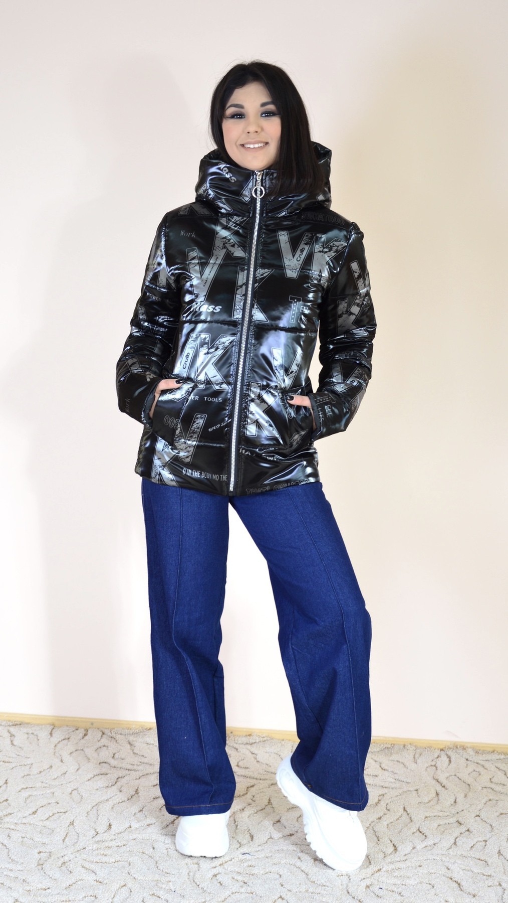 

Куртка для девочки рост 140 цвет черный. Poline Line