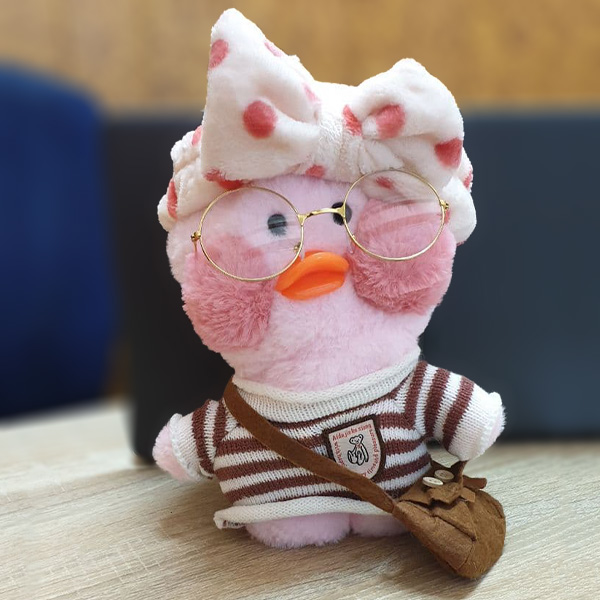 

Мягкая игрушка Уточка LaLafanfan (Лалафан) Розовая 30 см Оригинал в одежке с очками и сумочкой