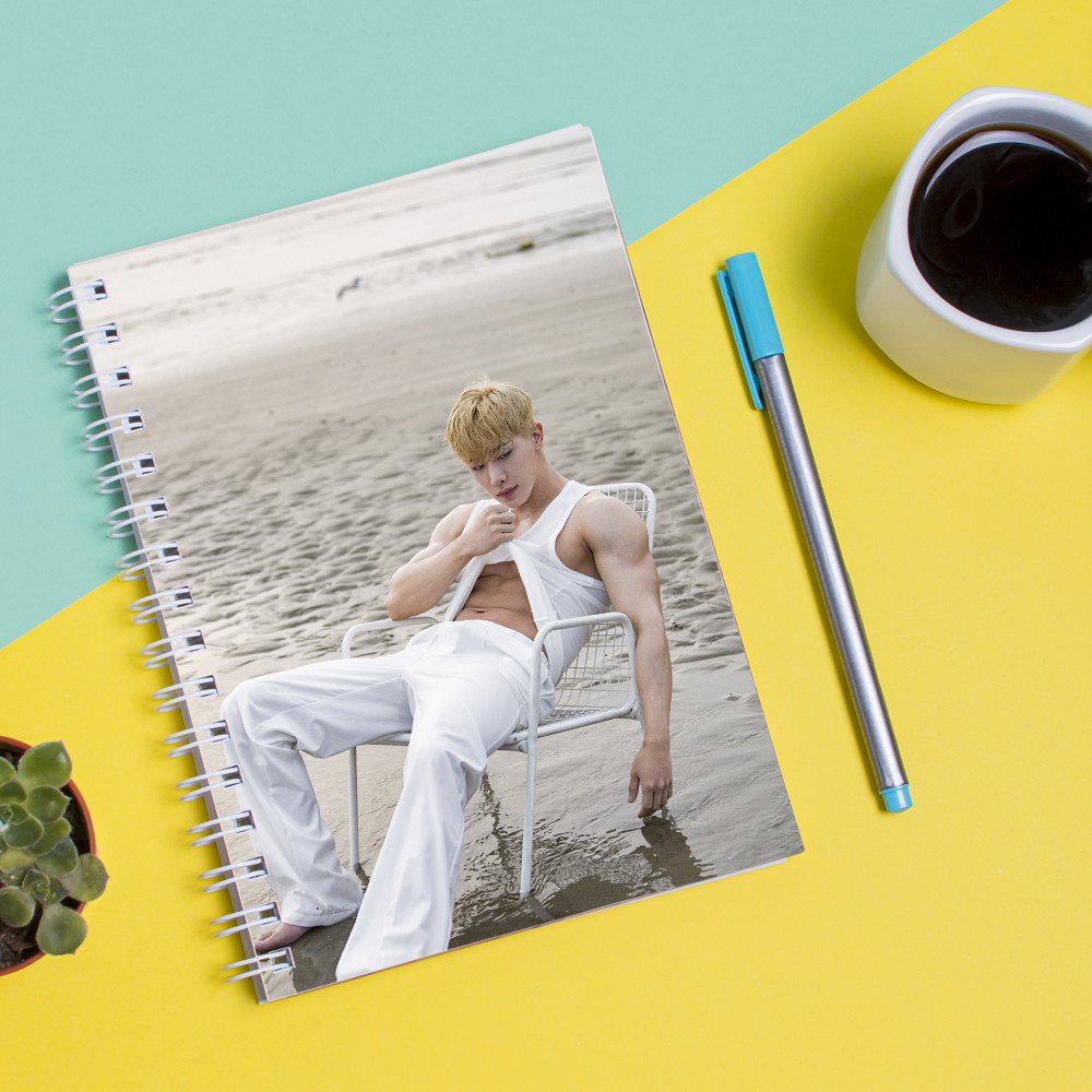

Скетчбук Sketchbook для рисования с принтом Вонхо - Wonho