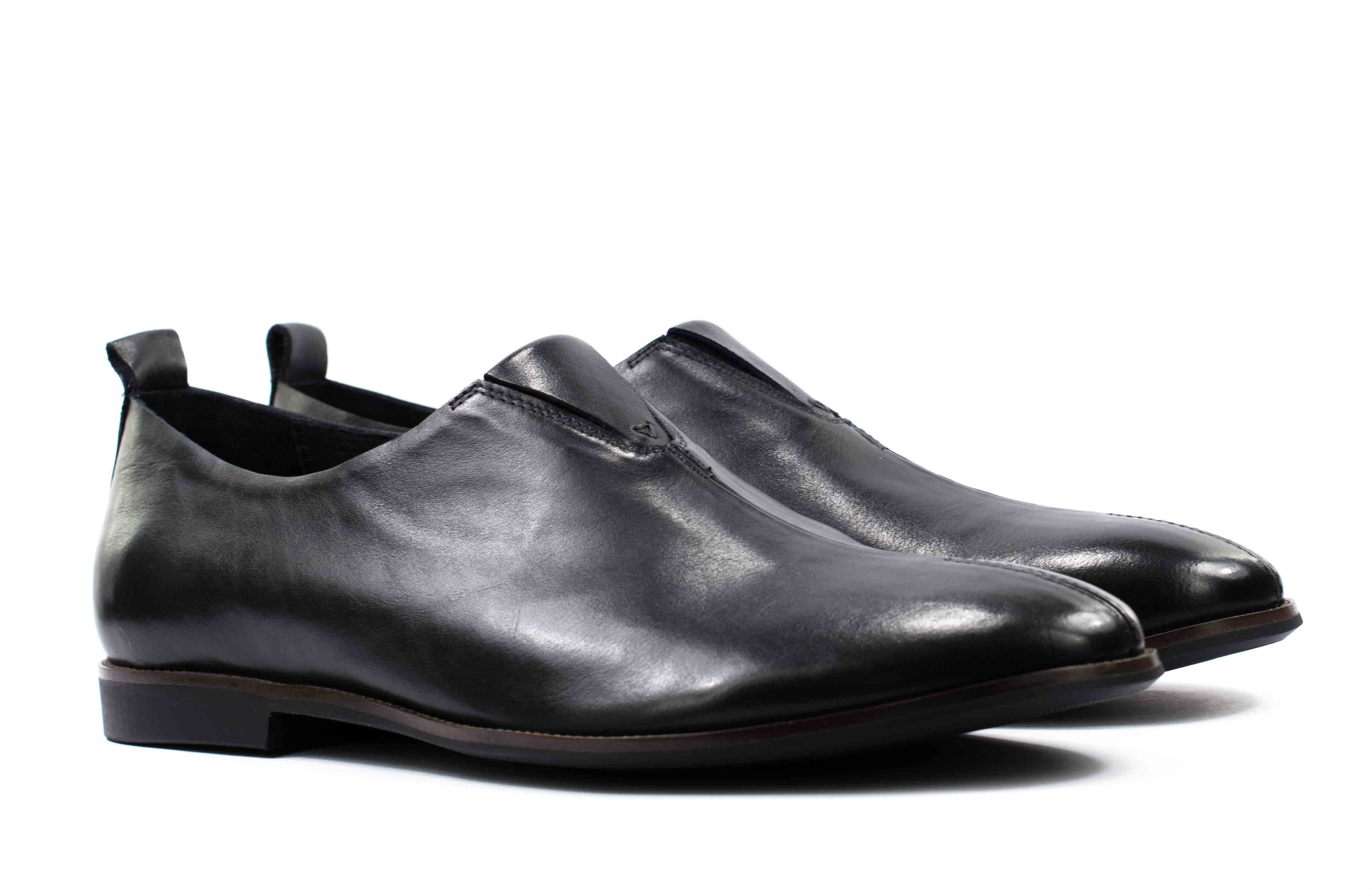 

Туфли модельные Vitto Rossi B028-D106-Sw3 42 размер
