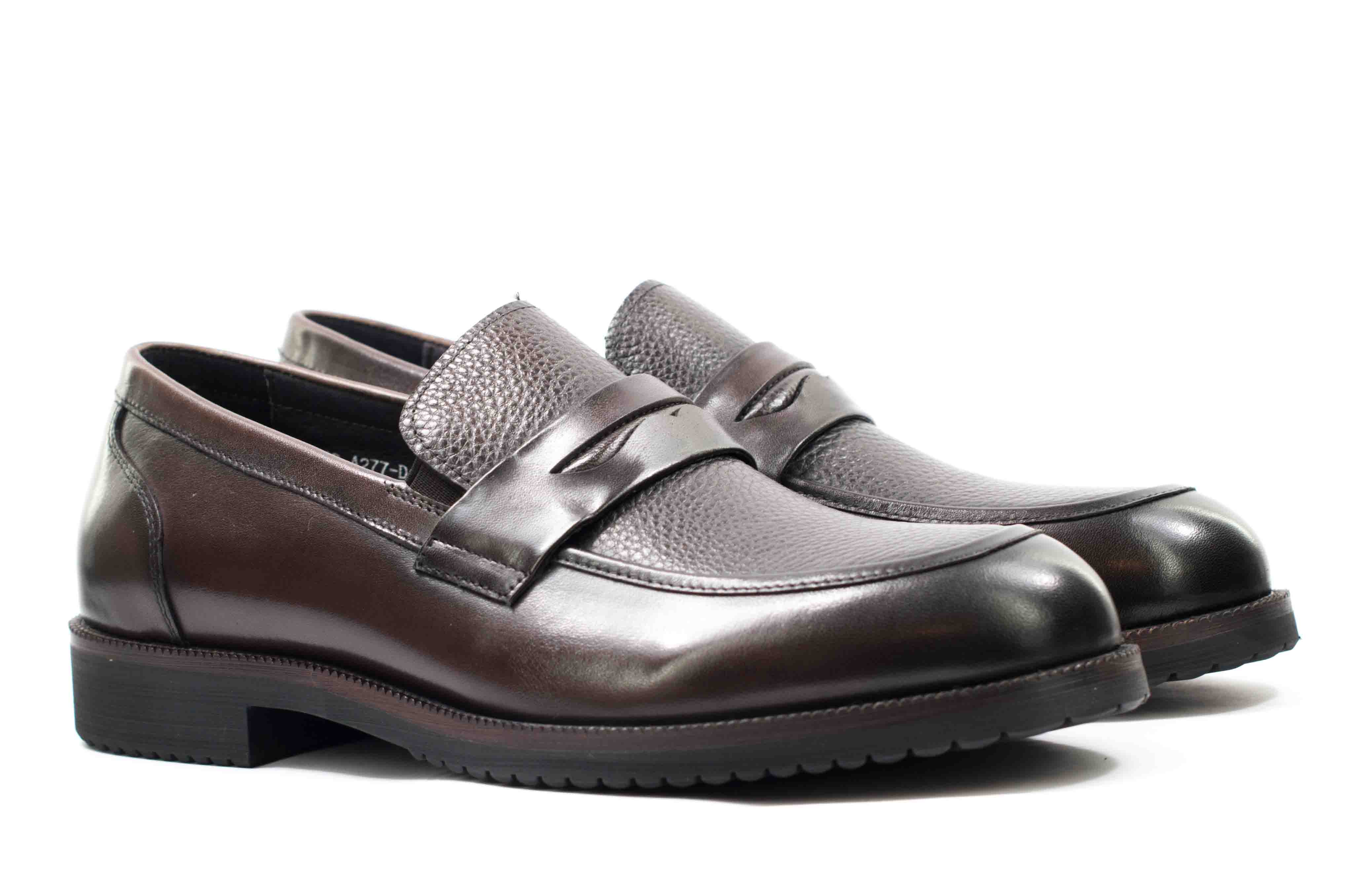 

Туфли лоферы Vitto Rossi 22-A277-D11-Sw5 43 размер