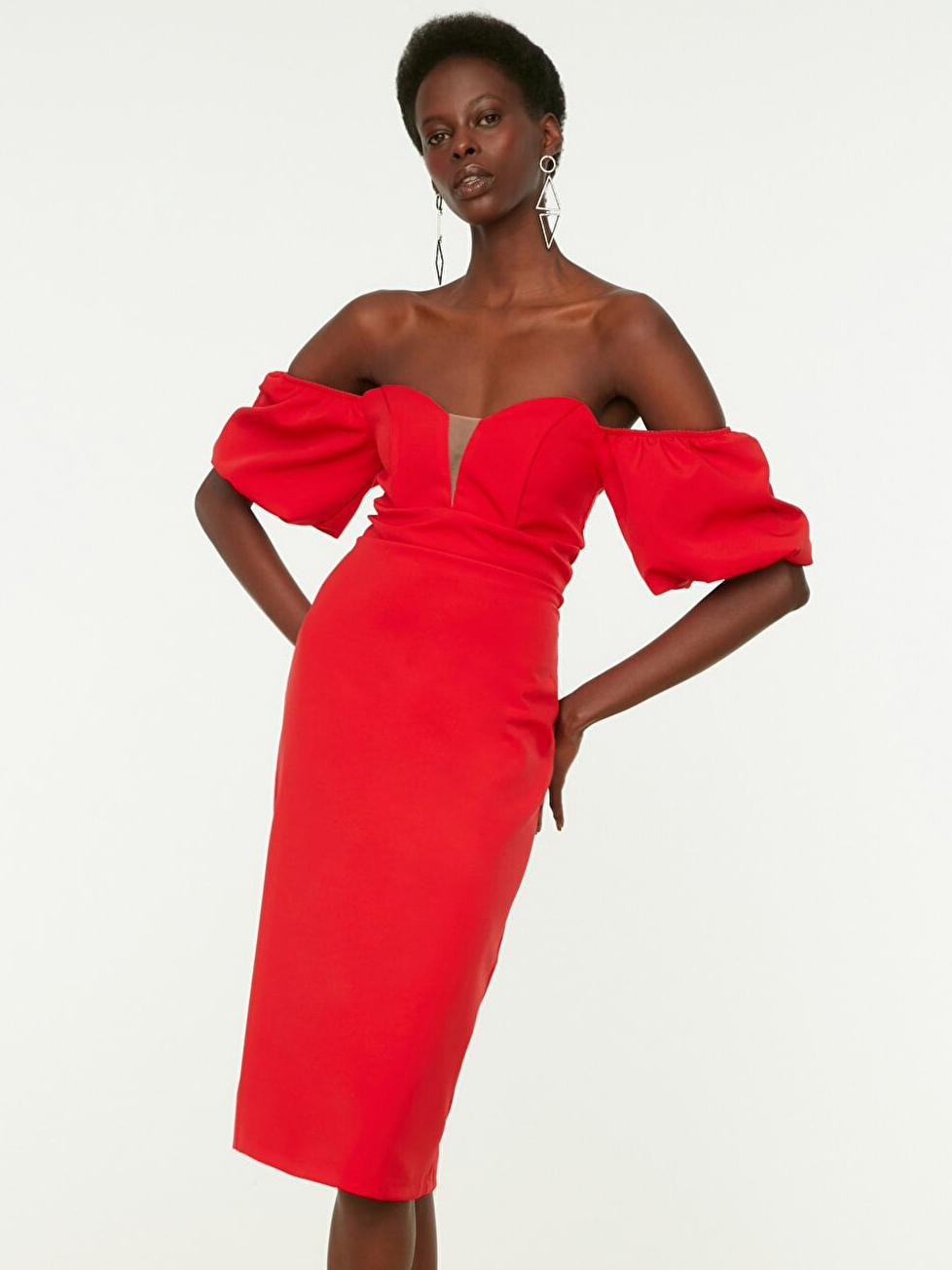 

Платье Trendyol TPRSS20EL1436  Red, Платье Trendyol TPRSS20EL1436 40 Red