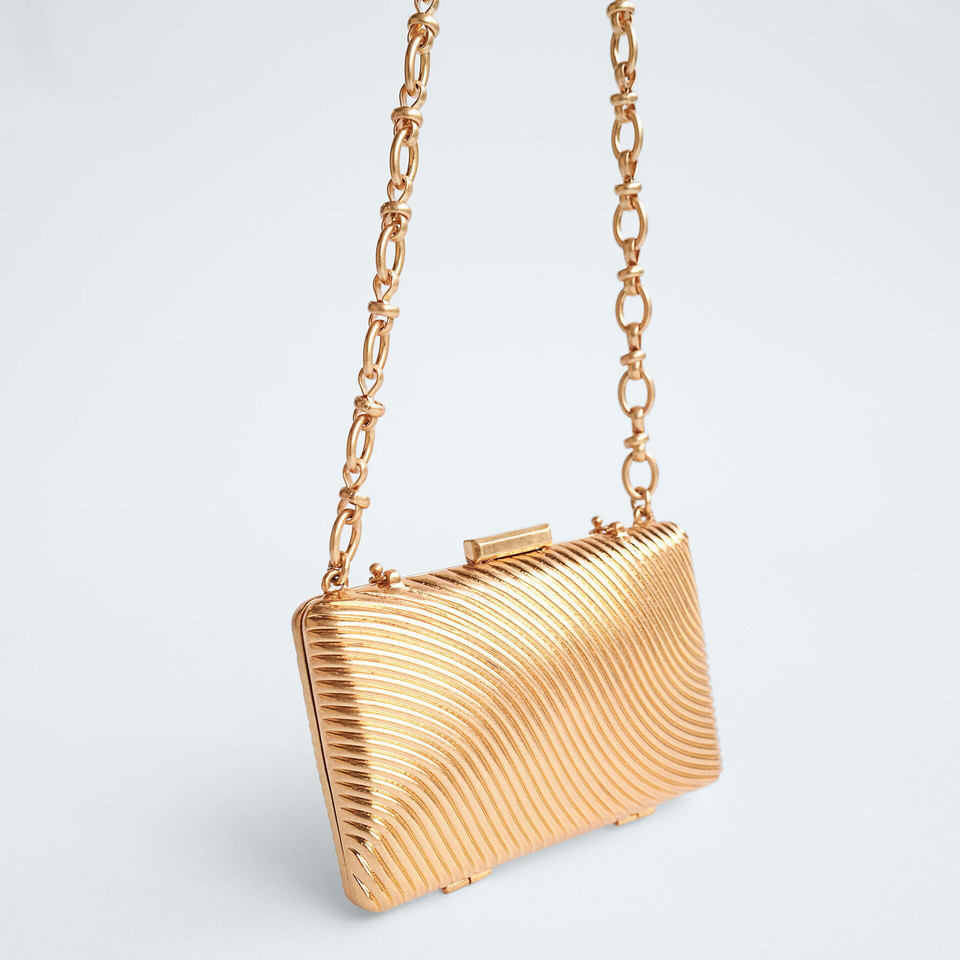 

Женский клатч Zara 4736-216-970 Золотистый