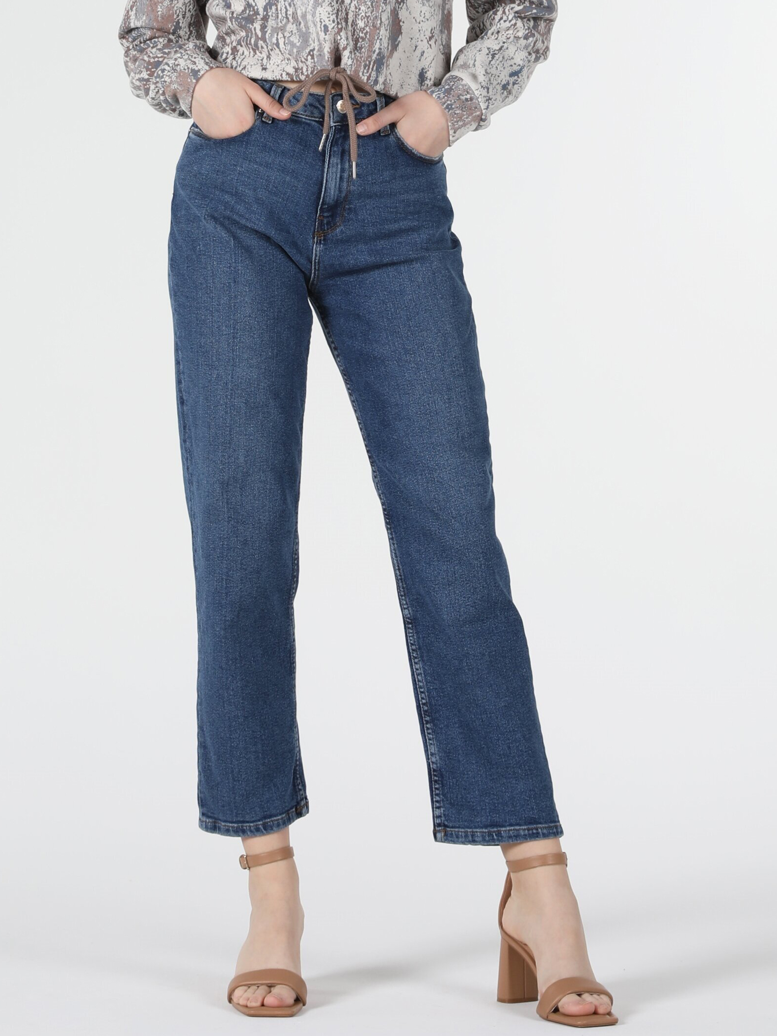 

Джинсы Colin's CL1056597  Gordo Wash, Джинсы Colin's CL1056597 27-30 Gordo Wash