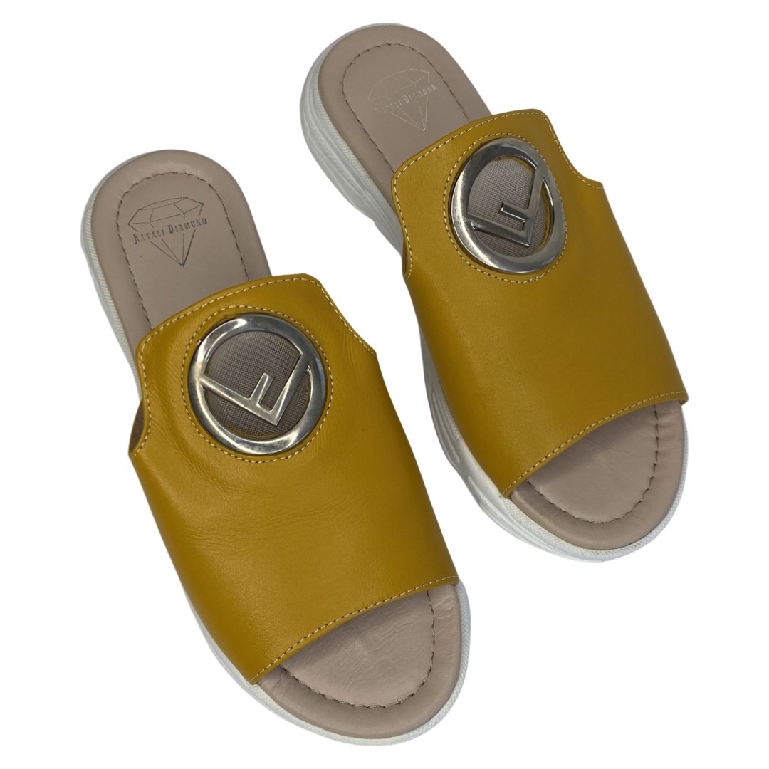 

Босоножки из натуральной кожи Natali Diamond 377 Горчичный 40 26 см