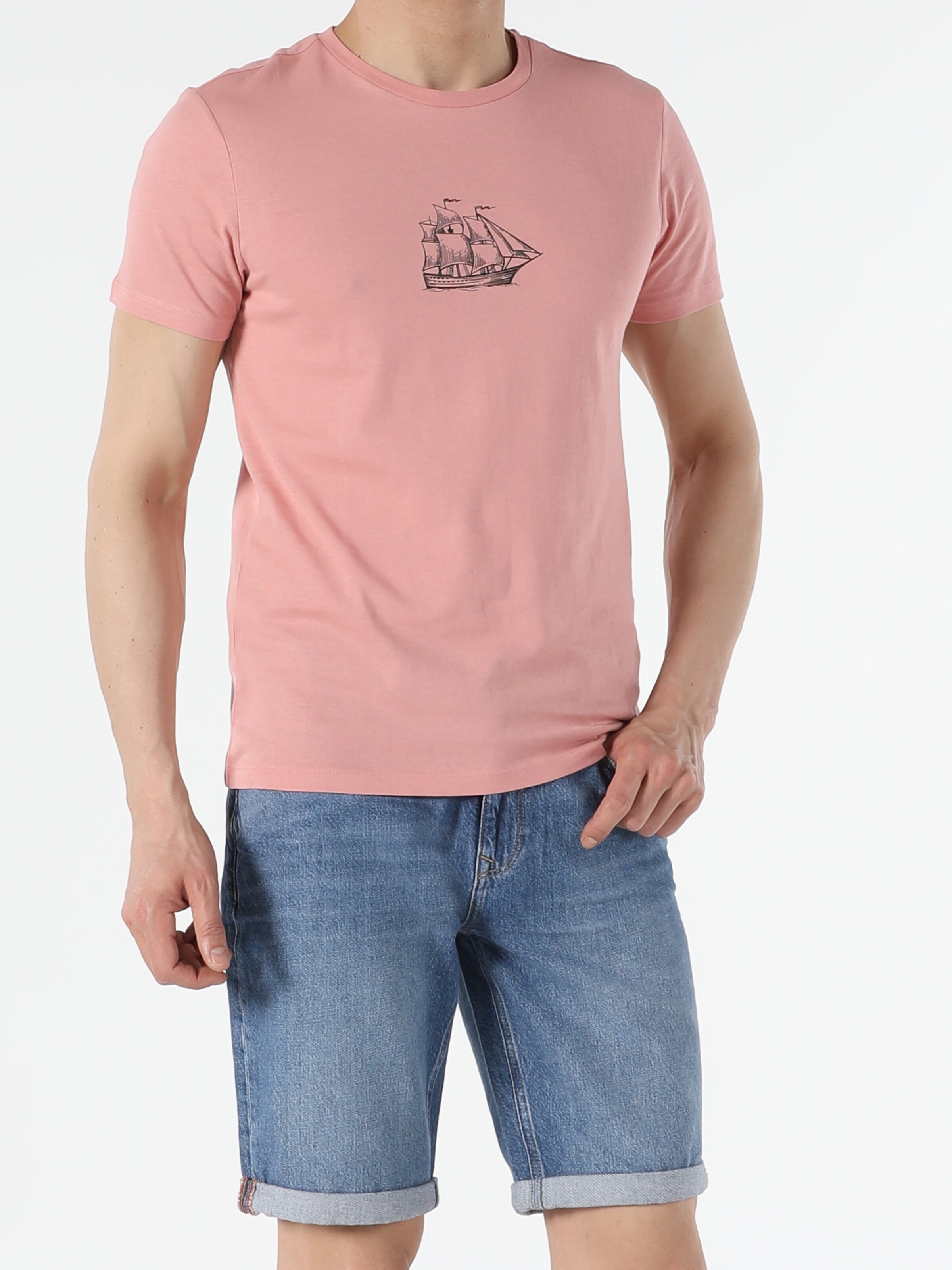 

Футболка Colin's CL1053881 XXL Salmon