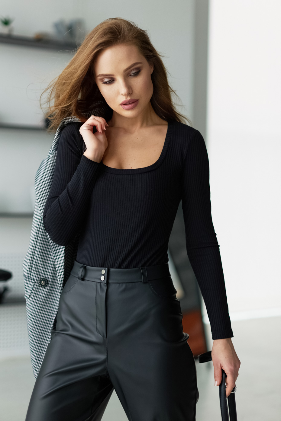 

Боди 1987.5152 Seventeen - черный, Боди 1987.5152 Seventeen S-M черный