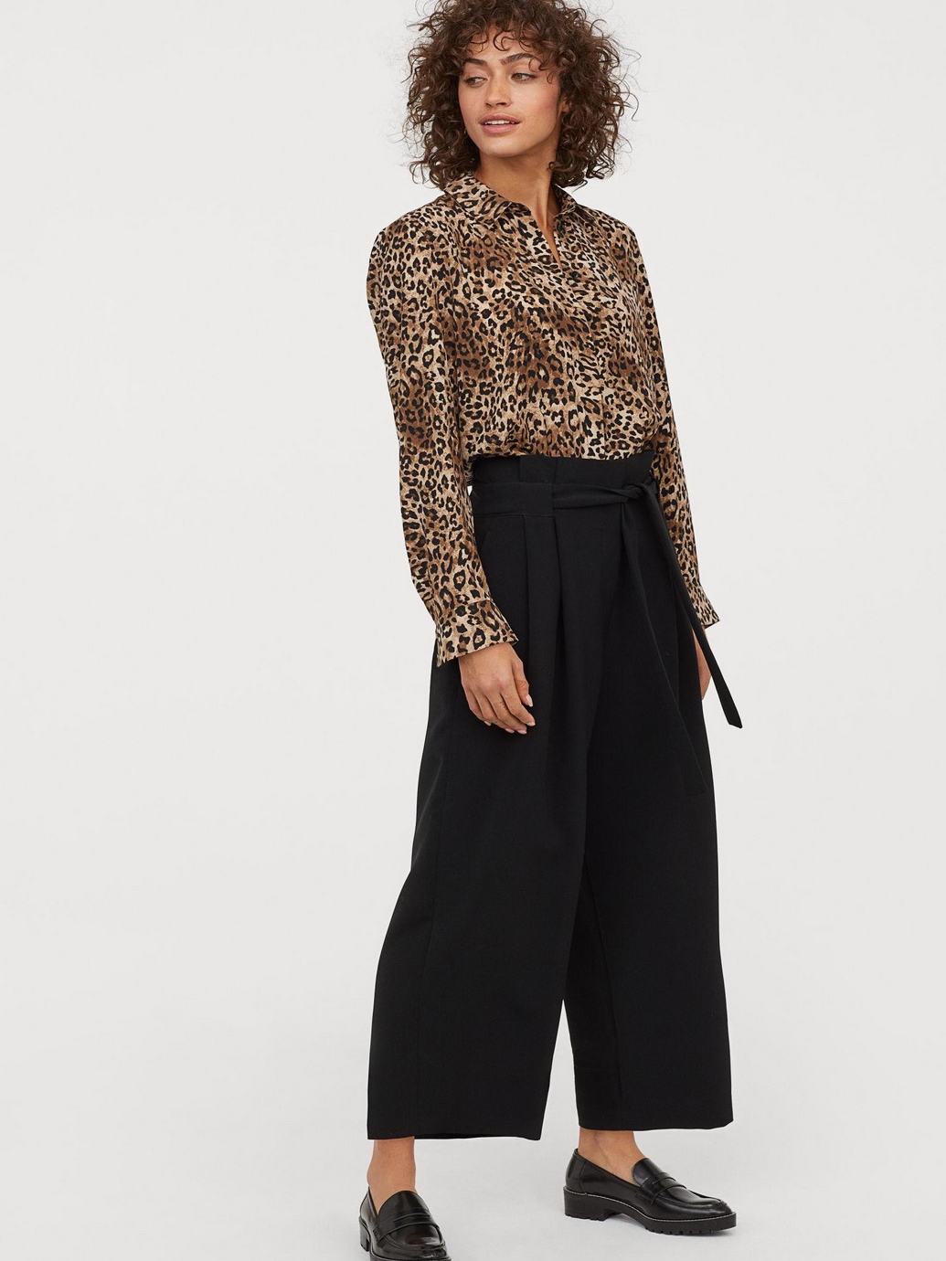 

Брюки H&M 0592986-8  Черные (СА2000001911679, Брюки H&M 0592986-8 38 Черные (СА2000001911679)
