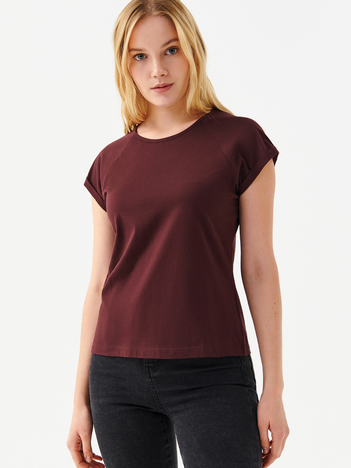 

Футболка Befree REGLAN3-71  Бордовая, Футболка Befree REGLAN3-71 M Бордовая