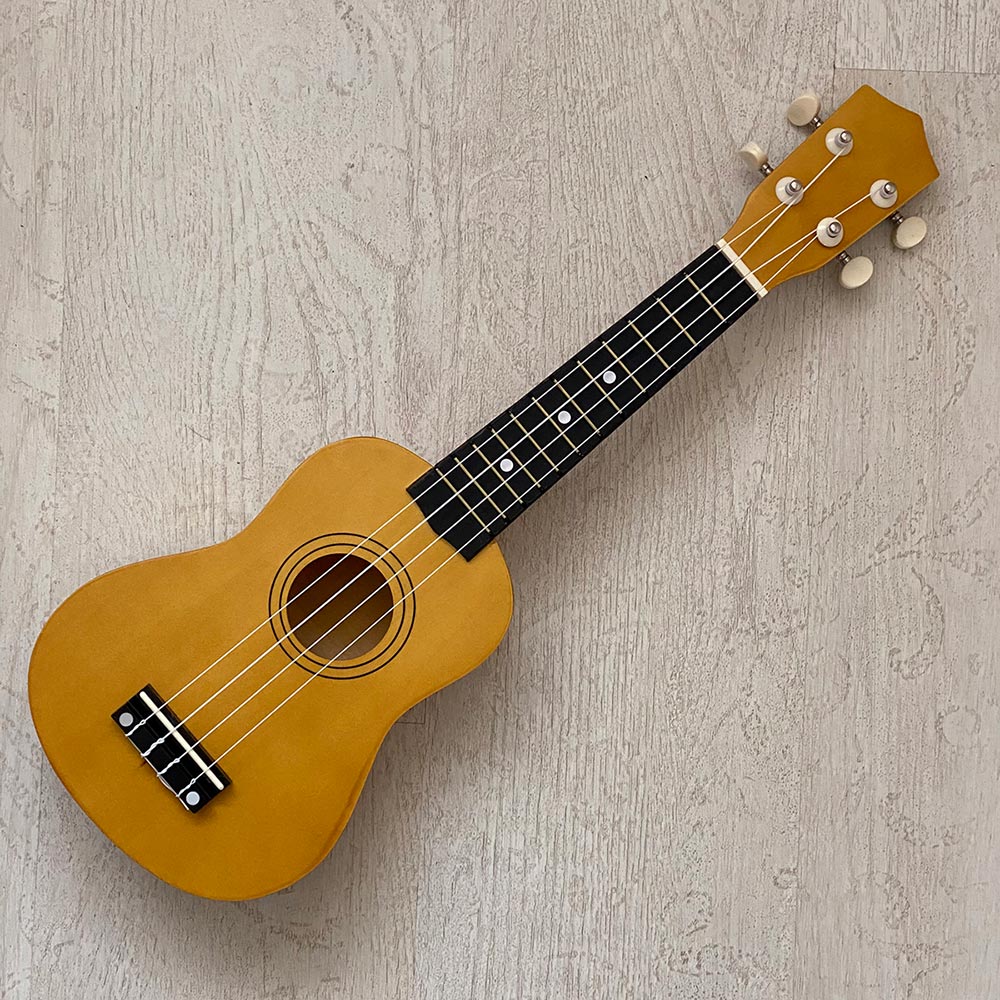 

Укулеле HM Soprano Мокко 21" с медиатором и дополнительной струной