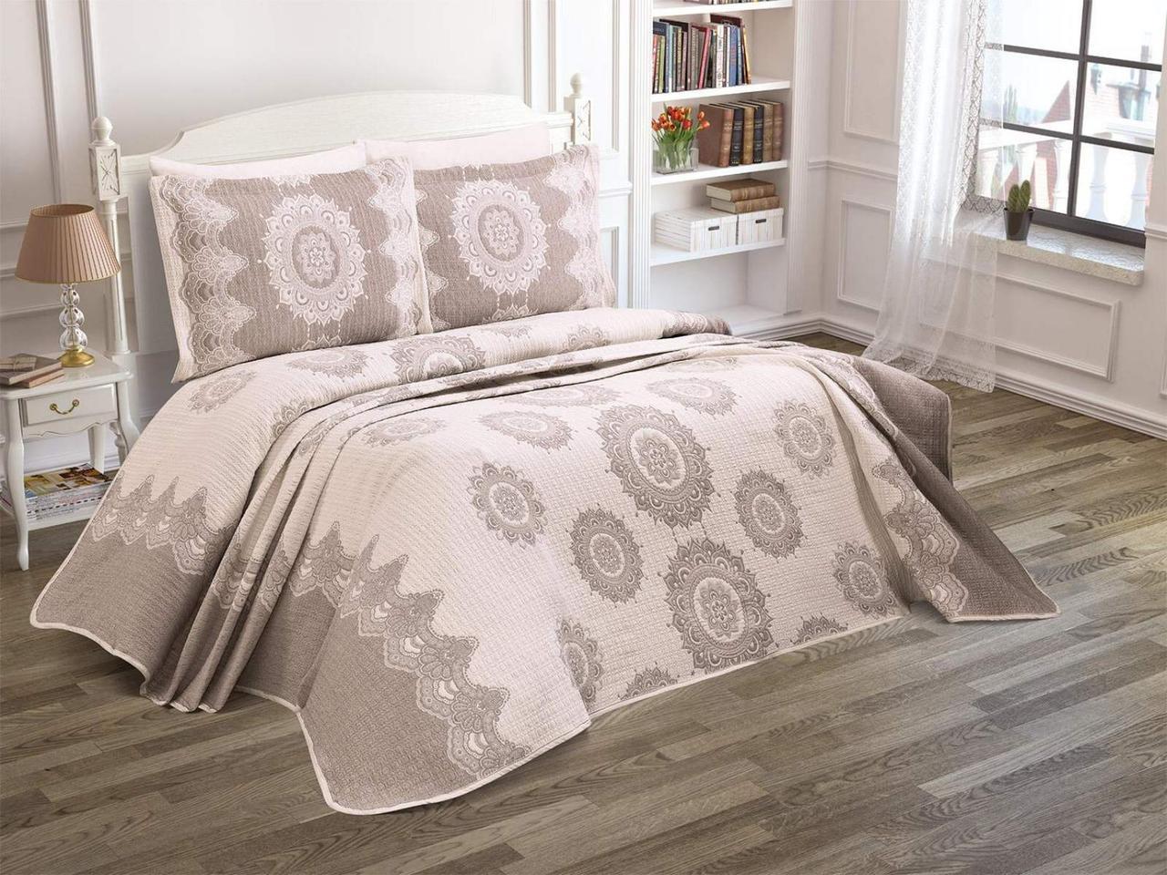 

Покрывало жаккардовое 240*260 с наволочками 50х70 Moda Box Ahzen Bej