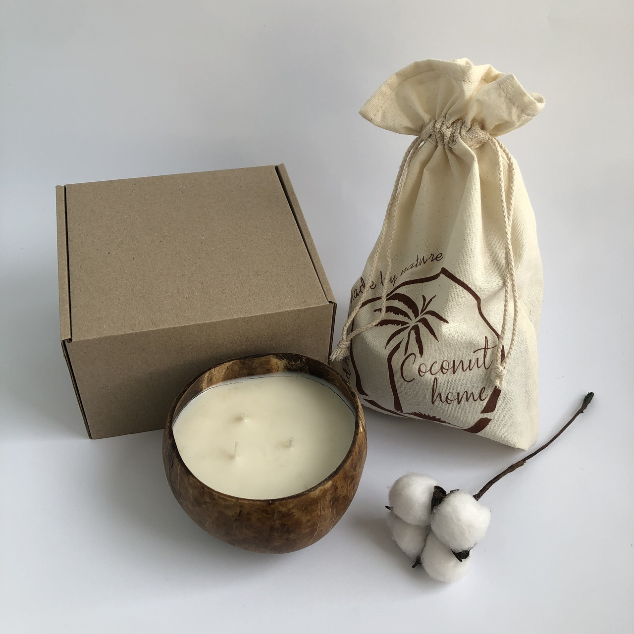 

Подарочные натуральные свечи Coconut Home в кокосовой чаше ароматические Карамель