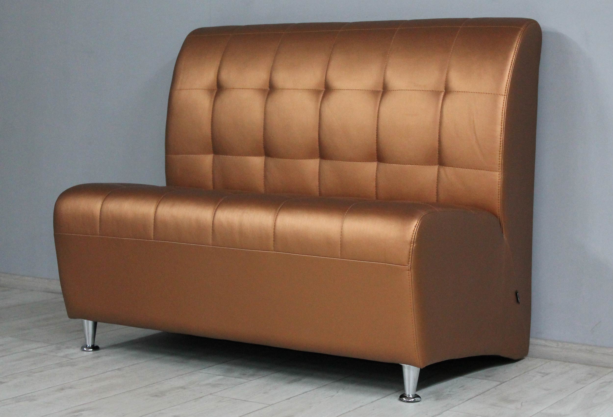 

Диван для дома, кафе, ресторана или офиса SVL Роки Элит, золотистая экокожа 0505-07