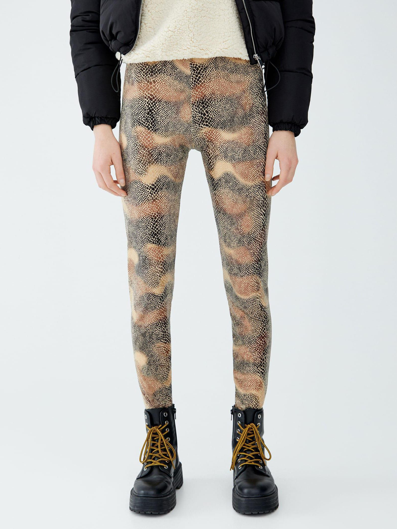

Лосины Pull & Bear XAZ221296IYLQ - Золотистые с черным, Лосины Pull & Bear XAZ221296IYLQ S-M Золотистые с черным