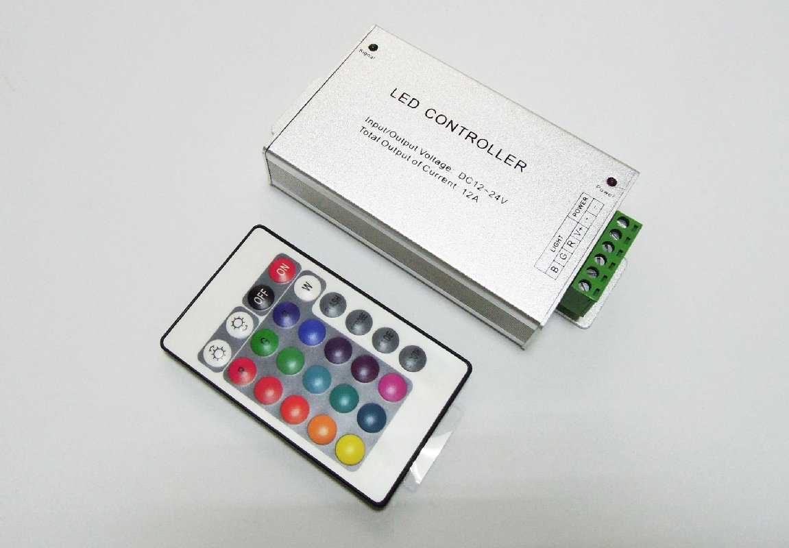 

Контроллер NikoLED RGB 12A RF 24 кнопки (860)