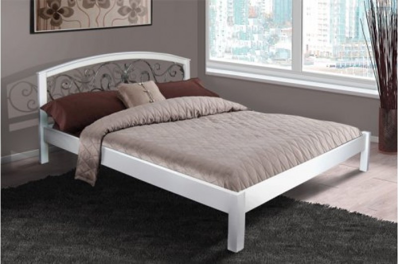 Кровать двуспальная белый массив