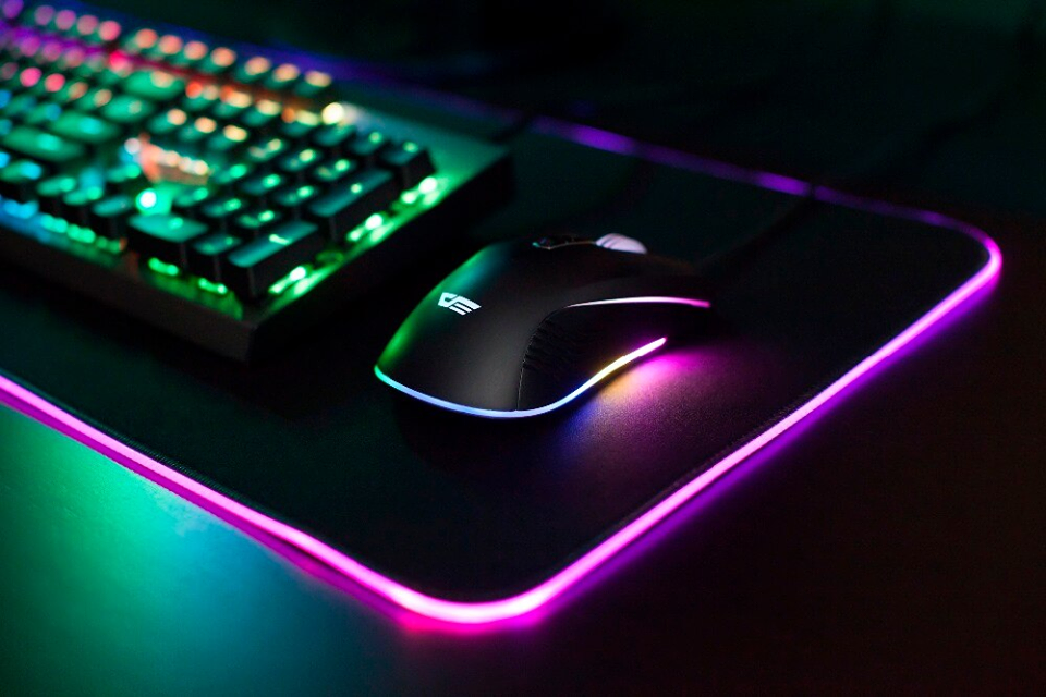 

Игровая поверхность Rasure Soft RGB Gaming Mouse Mat c подсветкой