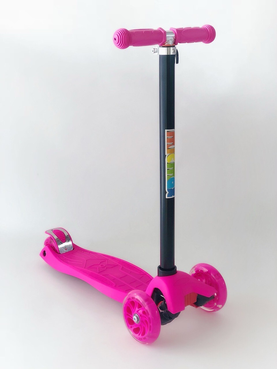 

Самокат детский Scooter с подсветкой колес 036 Черный