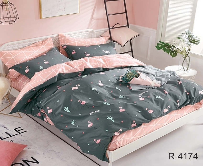

Комплект постельного белья с компаньоном ТМ TAG - семейный R4174