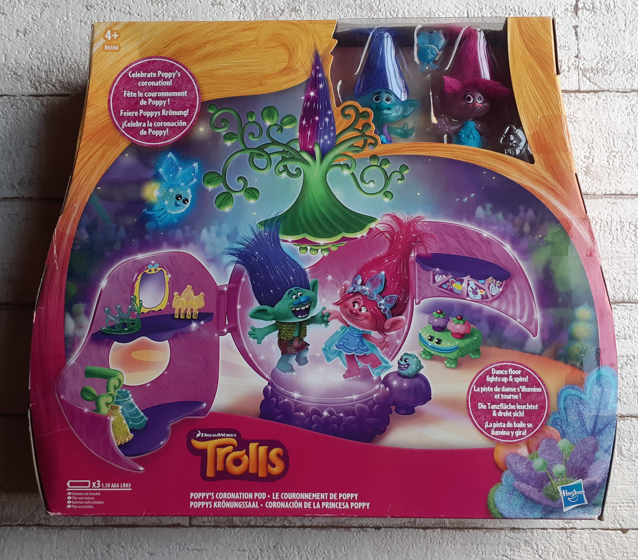 

Набор Hasbro Trolls Коронация Poppy B6560
