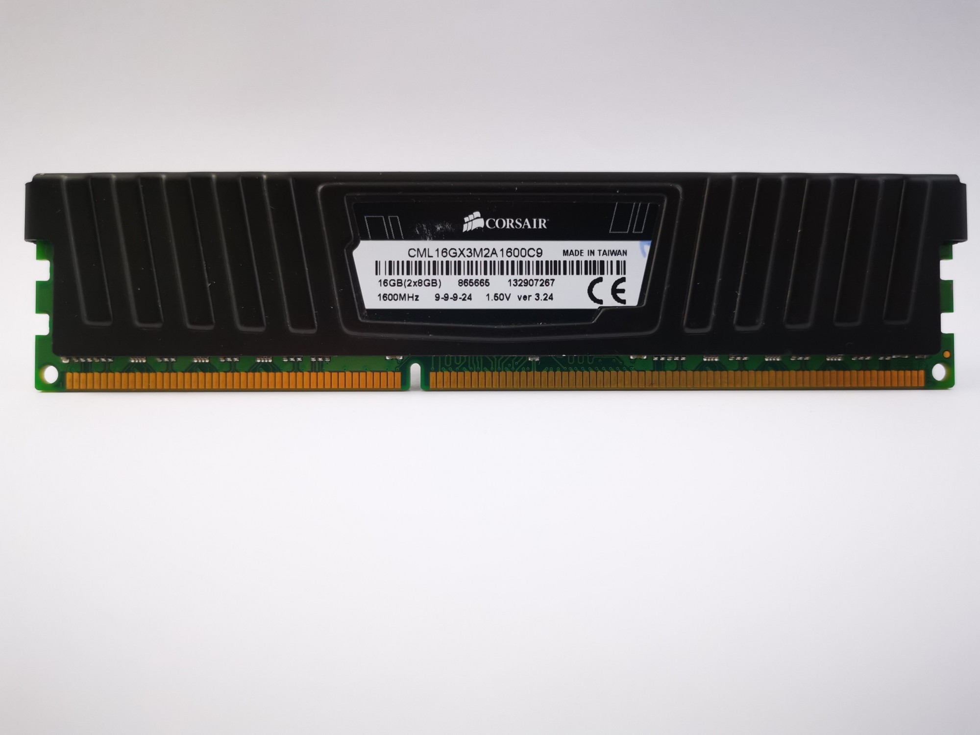Оперативна пам'ять Corsair Vengeance DDR3 8Gb 1600MHz PC3-12800U ...