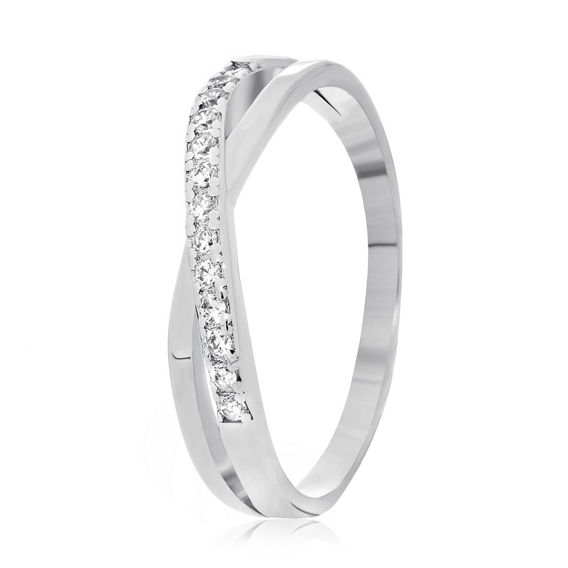 

Серебряное кольцо Сильвекс 925 18 (К2Ф/750-18)