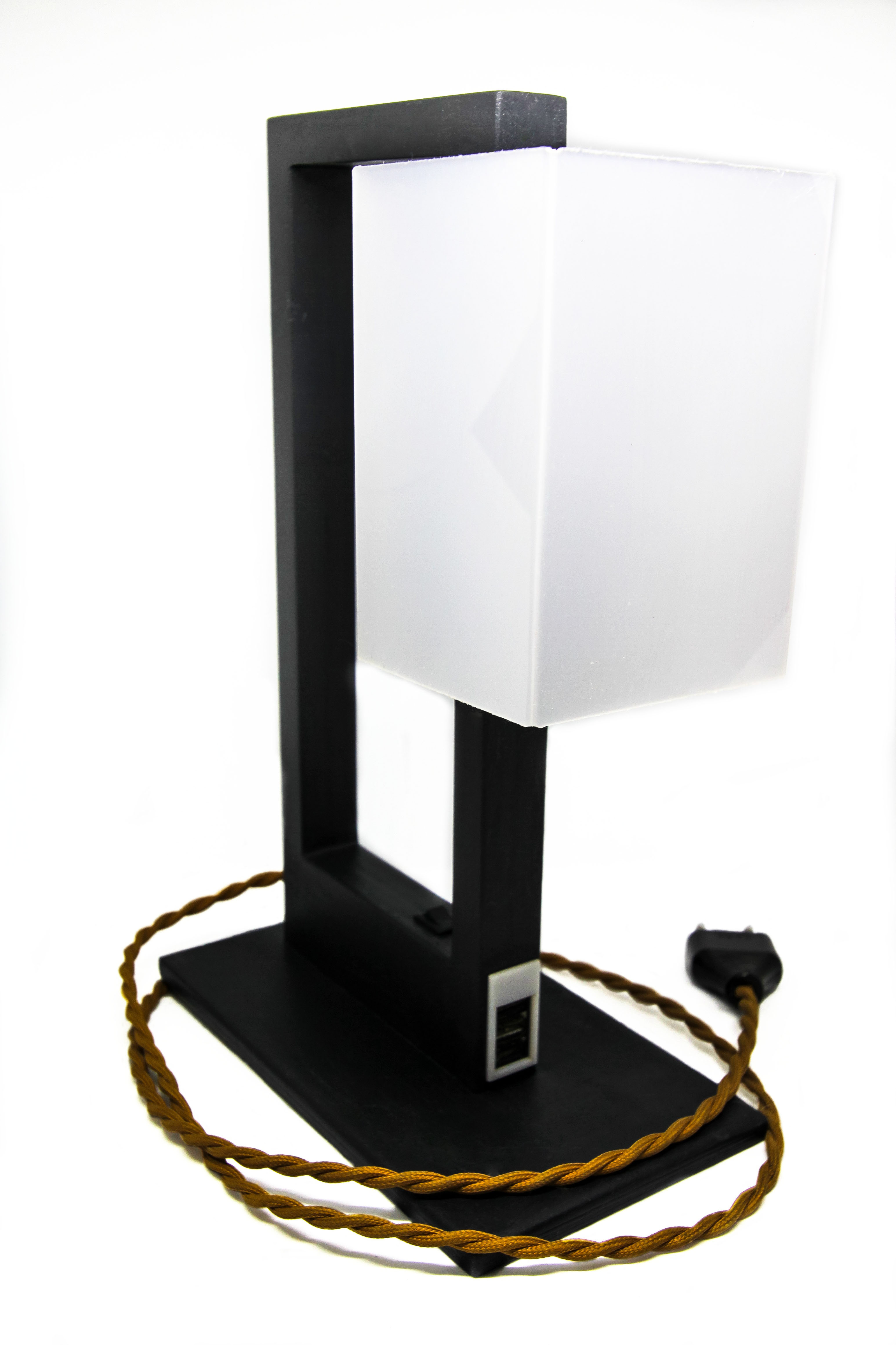 

Настольная Led лампа ручной работы Cube с USB зарядкой Черная (1221B)
