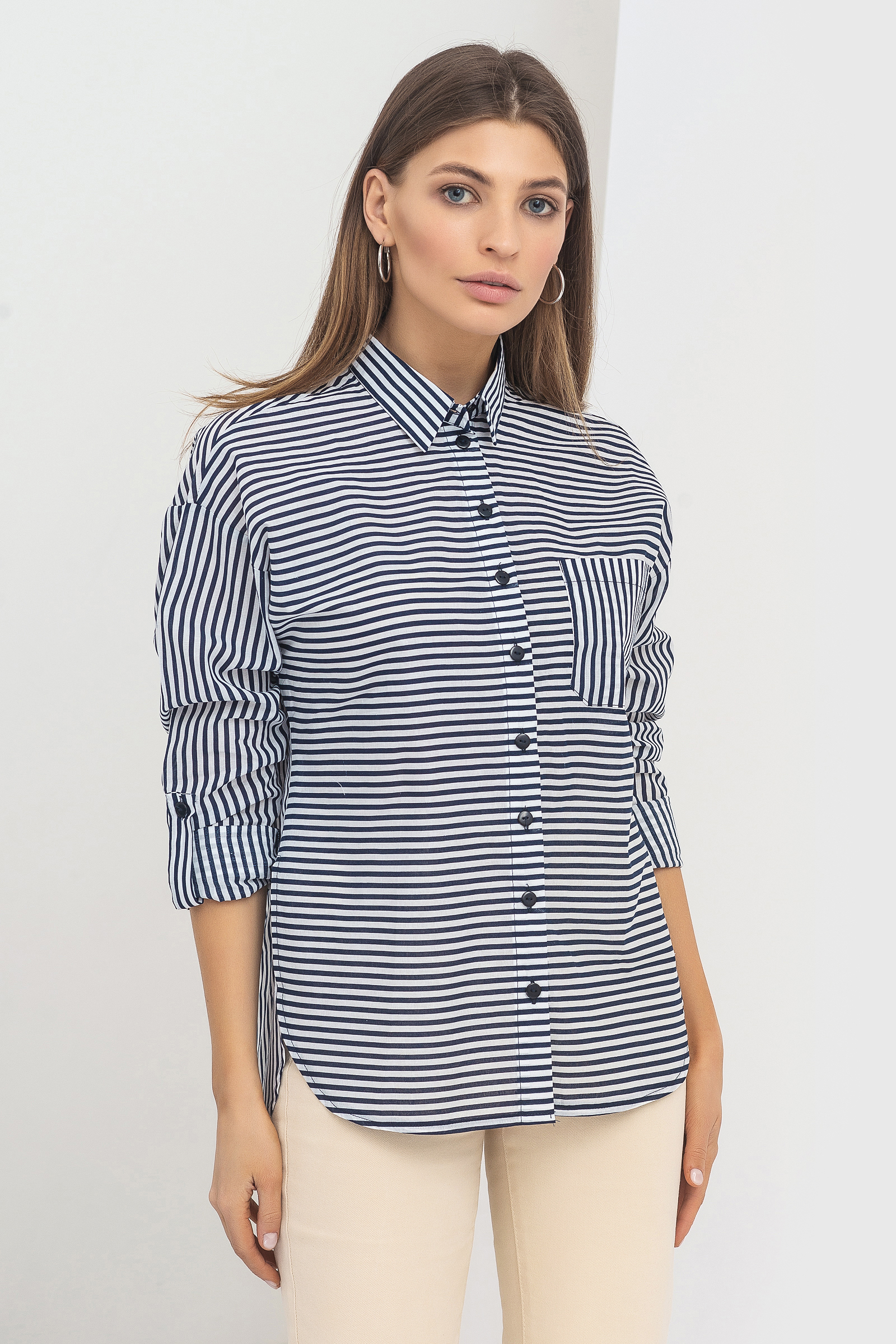 

Рубашка ND коттоновая в полоску свободного кроя  бело синяя 50002 3, Рубашка ND коттоновая в полоску свободного кроя 42 бело синяя 50002 3