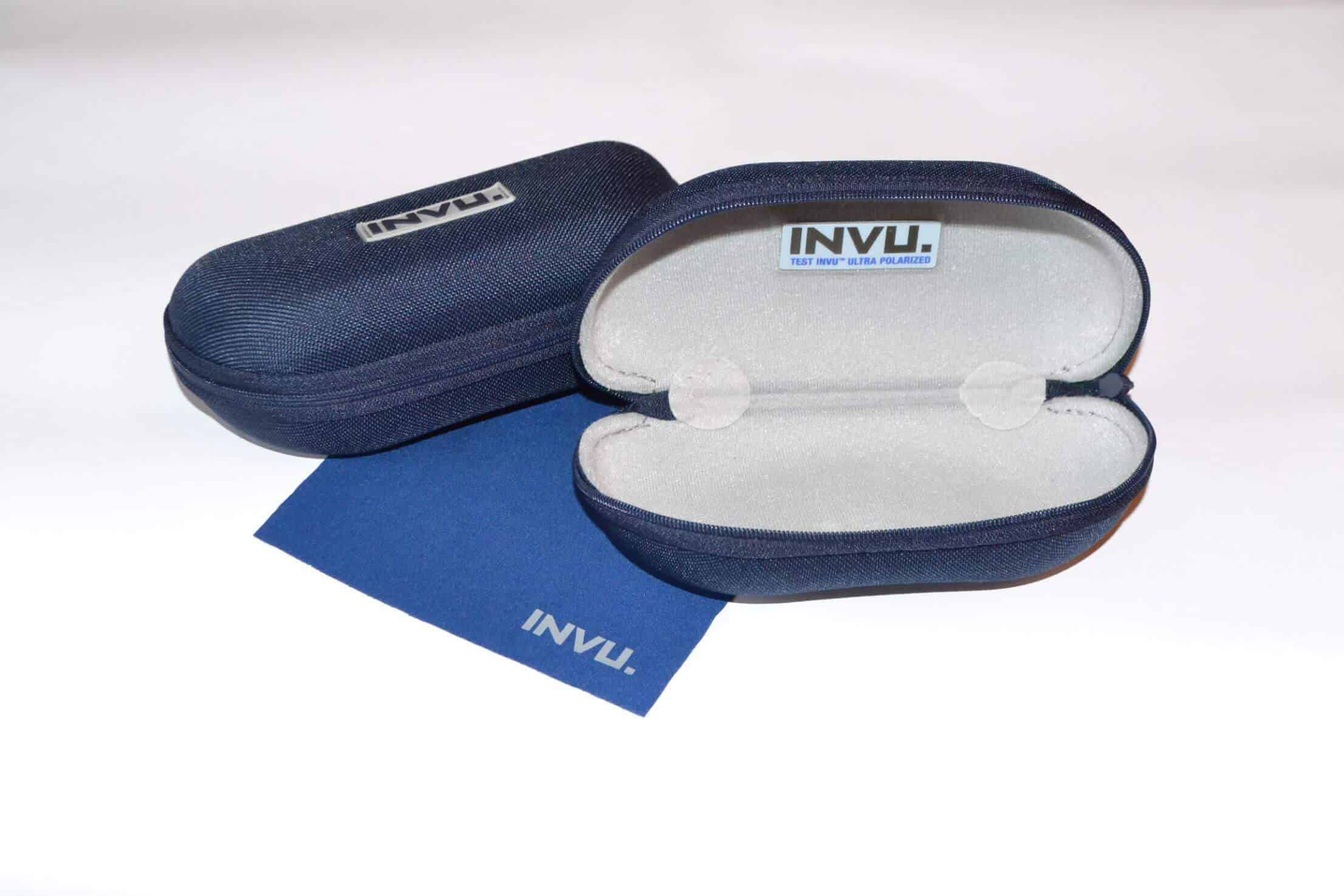 

Солнцезащитные очки INVU B1904C