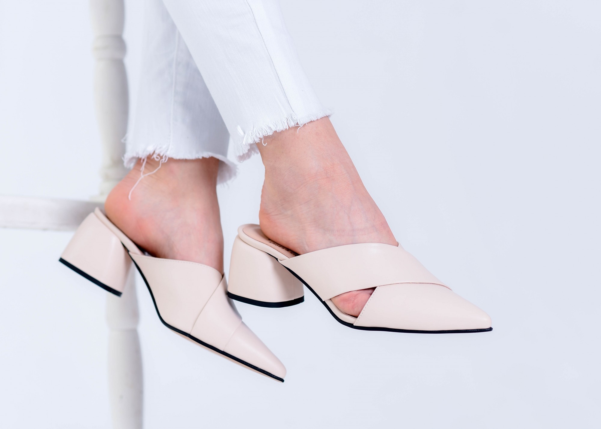 

Босоножки Maya Shoes 2309 Бежевый 40р