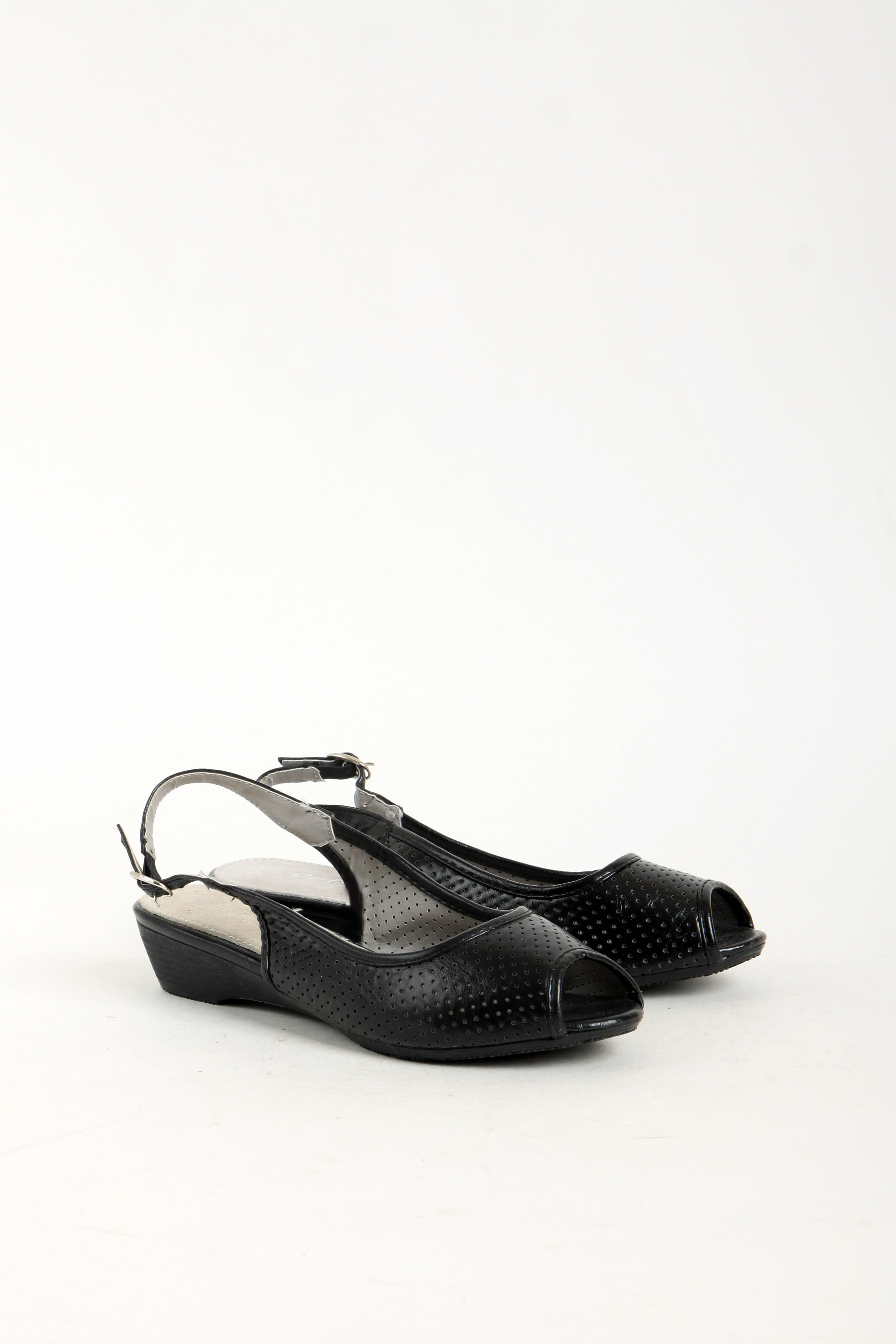 

Босоножки Baden 36 (LD-6525_Black)