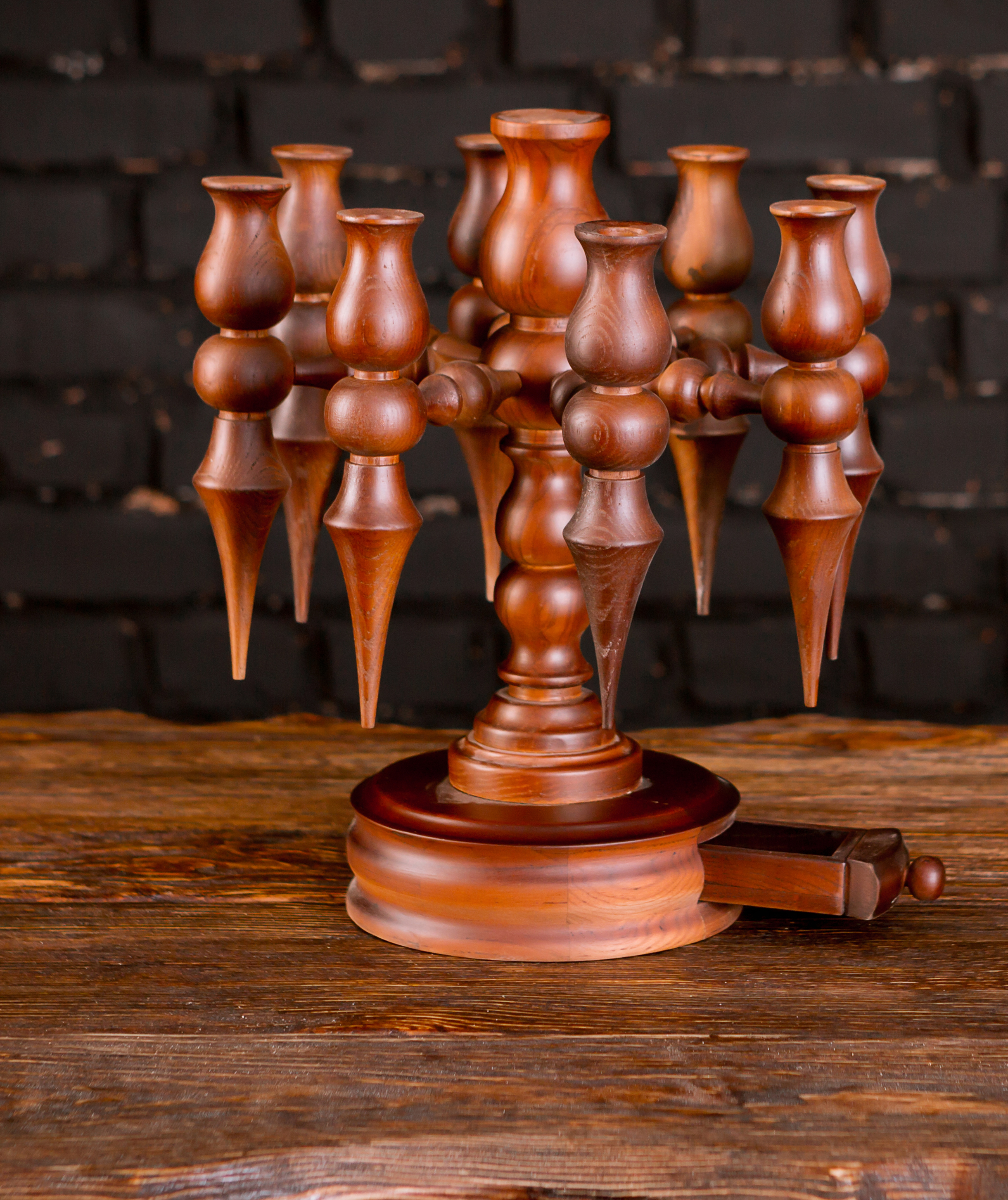 

Подсвечник Woodworkers Людвиг Коричневый