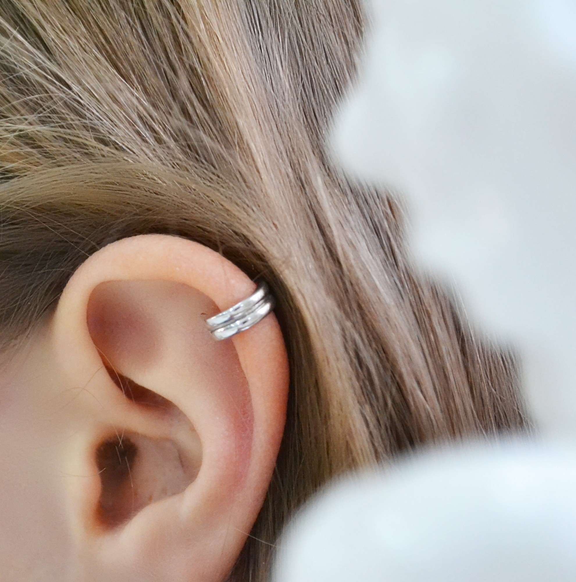 

Серебряная серьга каффа HARMONY c23134 бел c23134