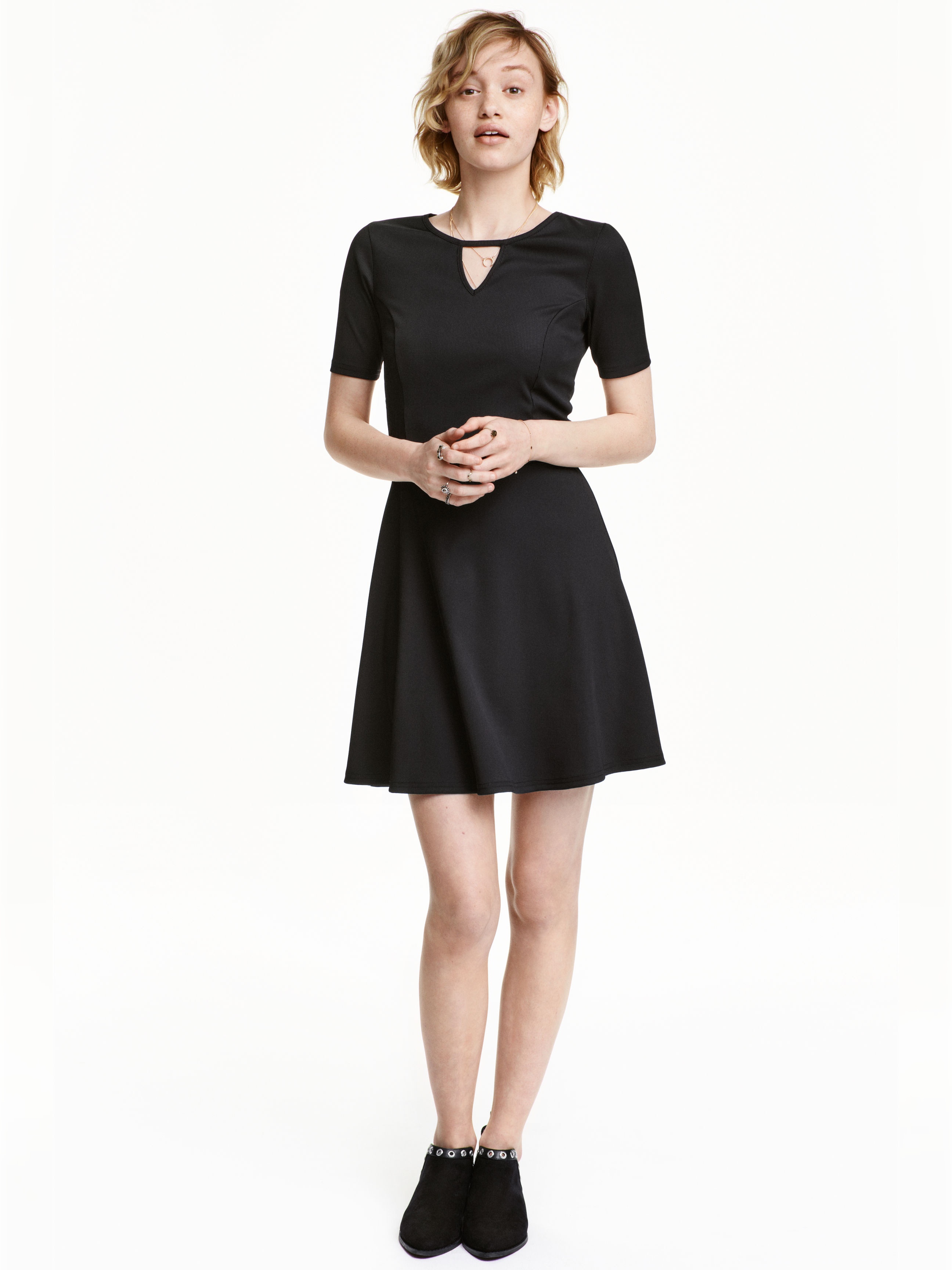 

Платье H&M 4215584 34 Черное