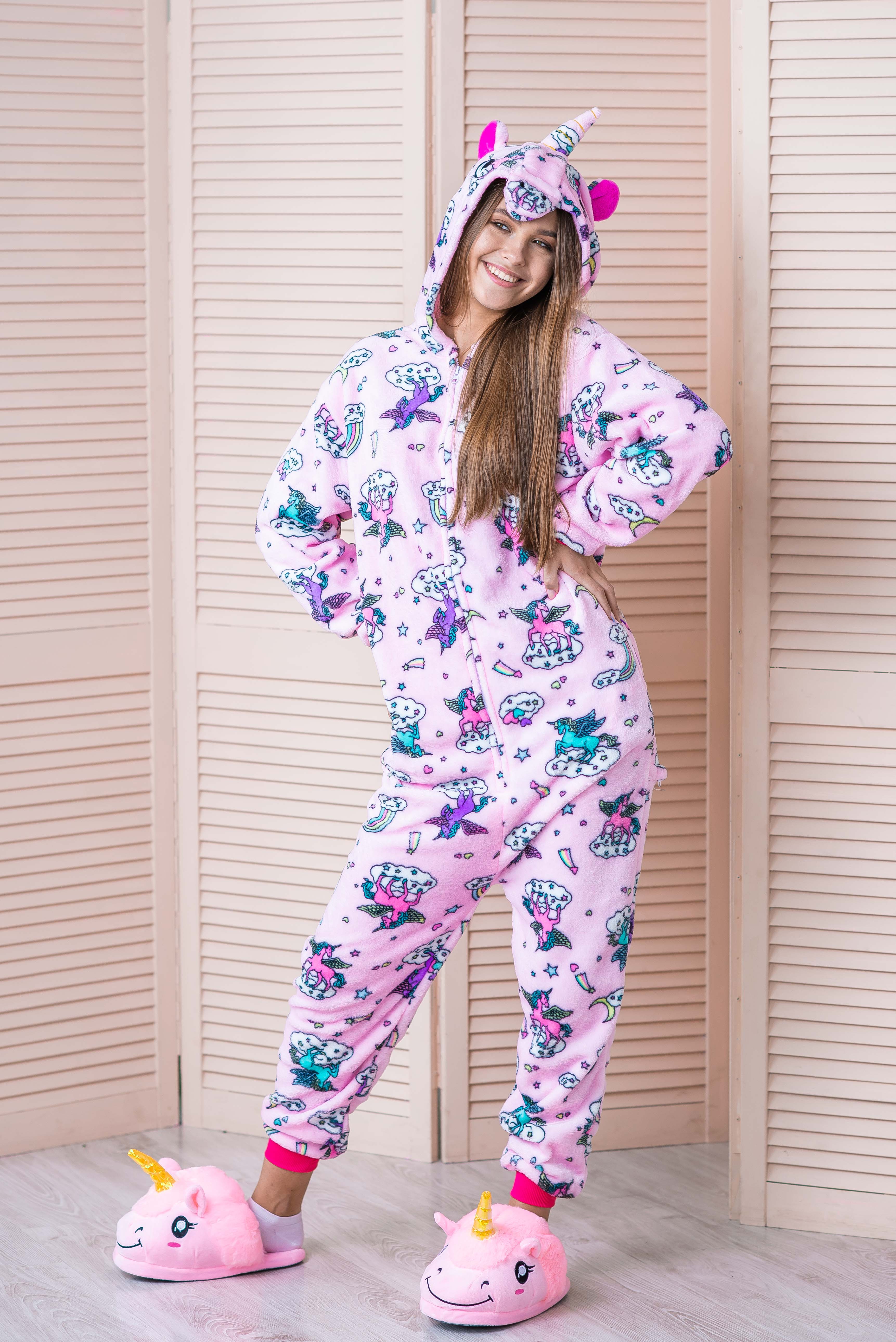 

Пижама Кигуруми взрослая BearWear Единорог сладкие сны (на молнии)  145 - 155 см Розовый (K1W1-0120, Пижама Кигуруми взрослая BearWear Единорог сладкие сны (на молнии) S 145 - 155 см Розовый (K1W1-0120-S)