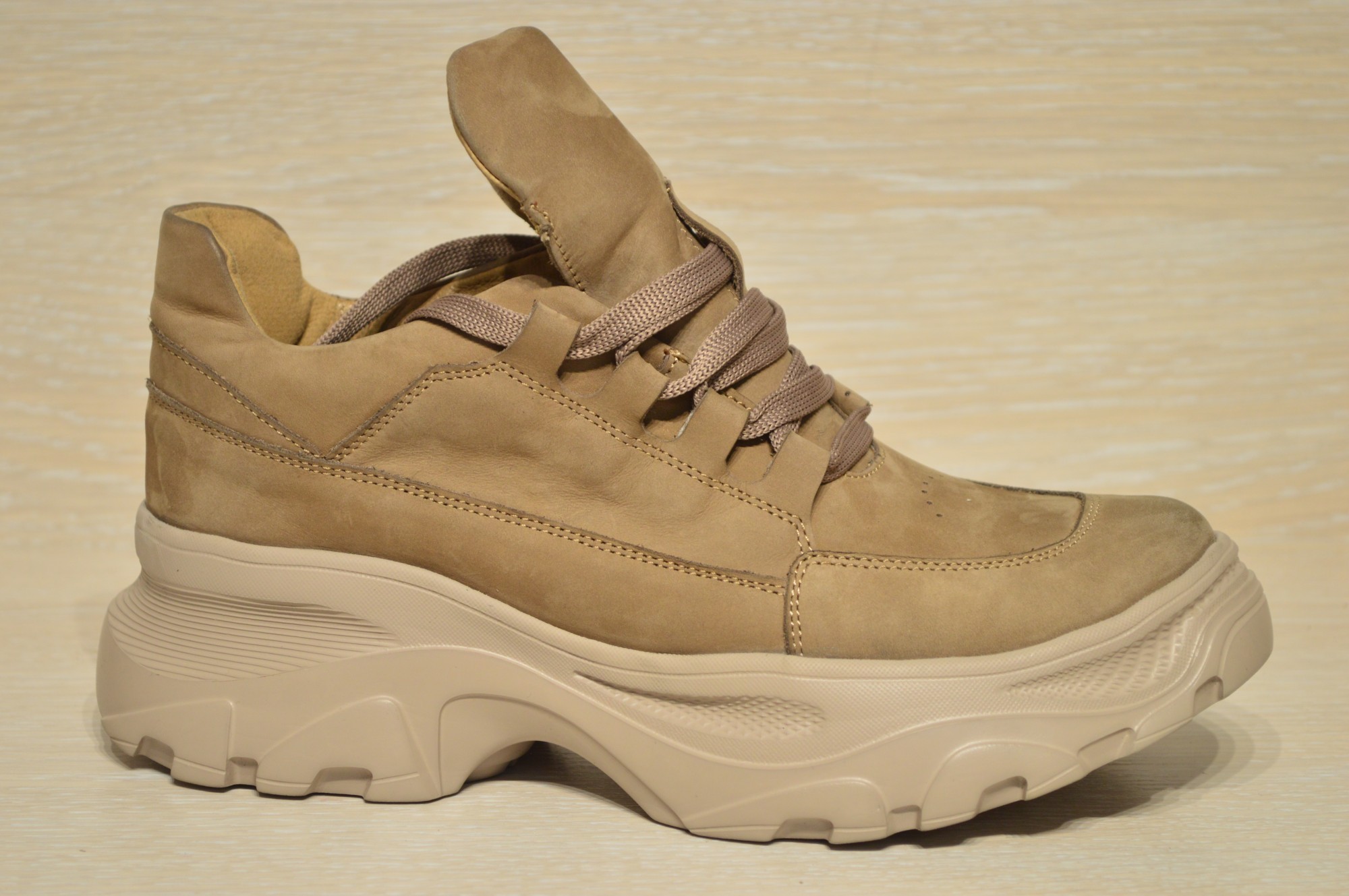 

Кроссовки Santini Collection AS-62-414 40р Бежевые