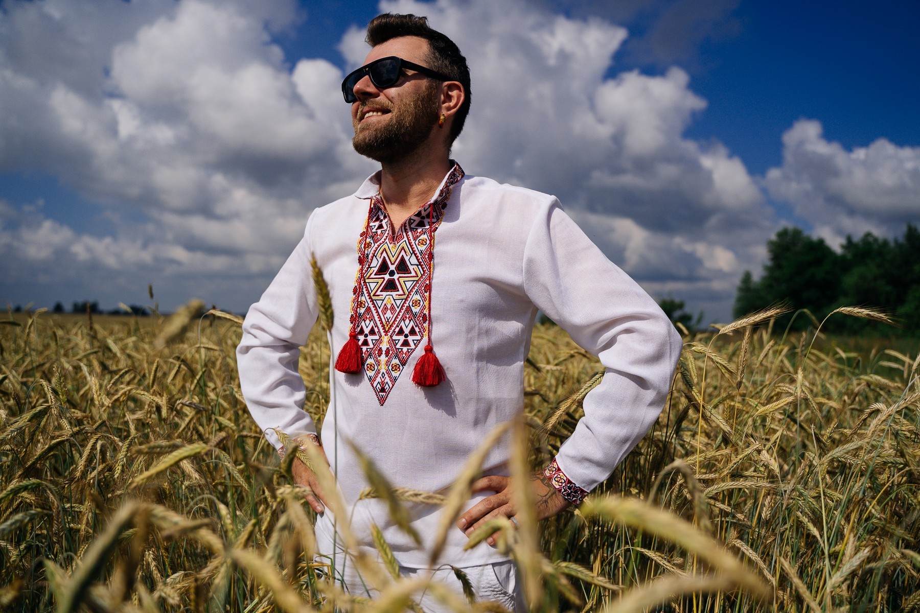 

Чоловіча вишиванка сорочка ТМ "Чорнобильська вишиванка", розмір L, біл