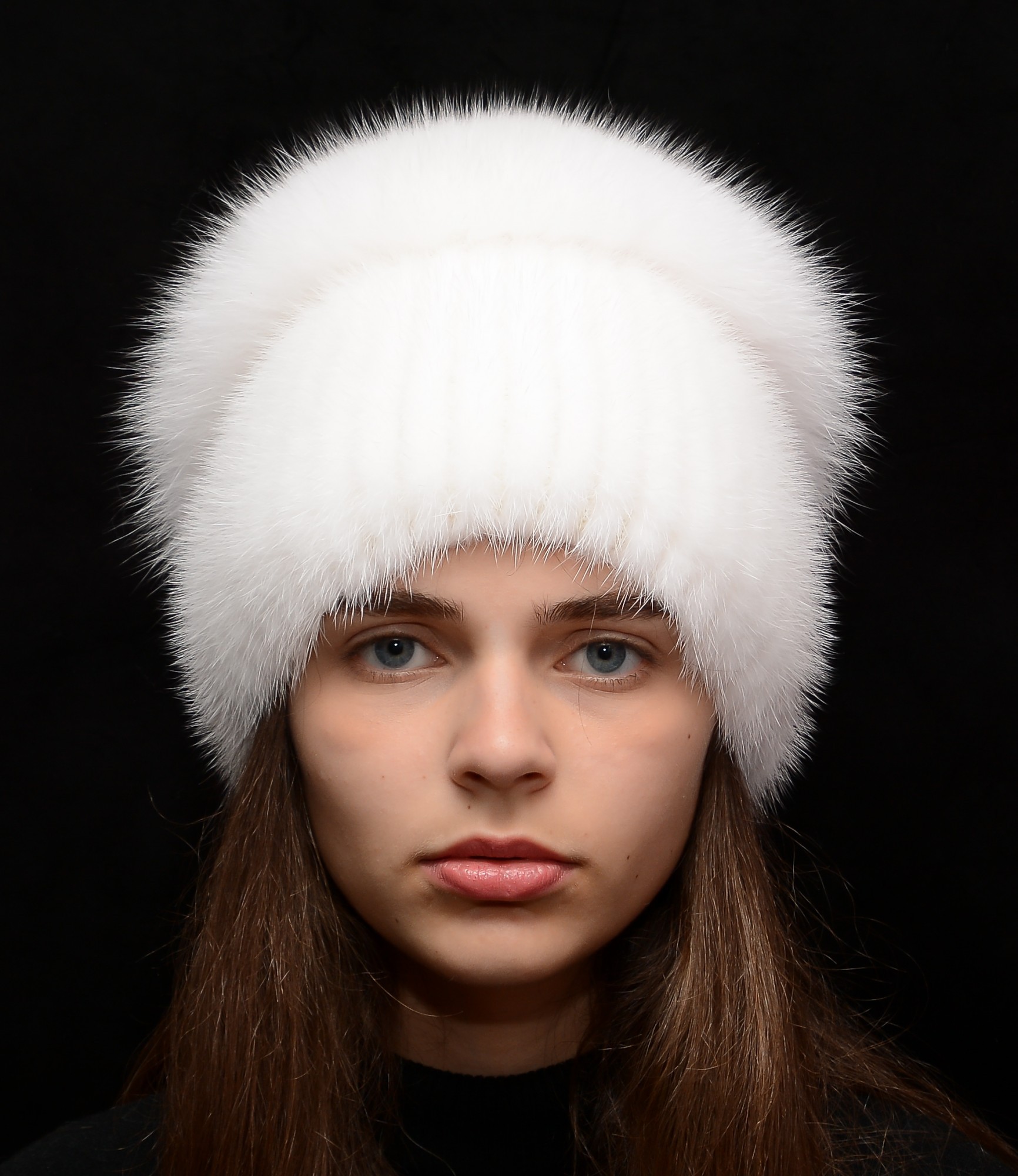 

Шапка норковая вязаная Меховой Стиль Колибри 54-60 Белый (120/C)