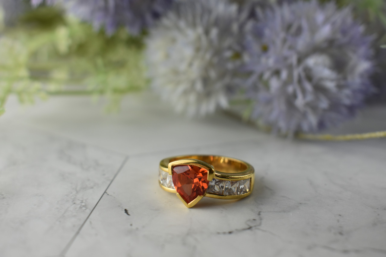 

Серебряное кольцо в позолоте с Топазом И Фианитами 2627 Sky Jewelry 19,5 (309)