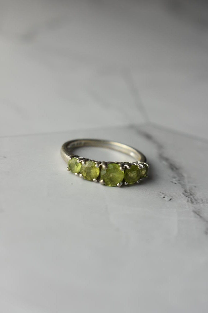 

Серебряное кольцо с Перидотом Мечта 2728 Sky Jewelry 18
