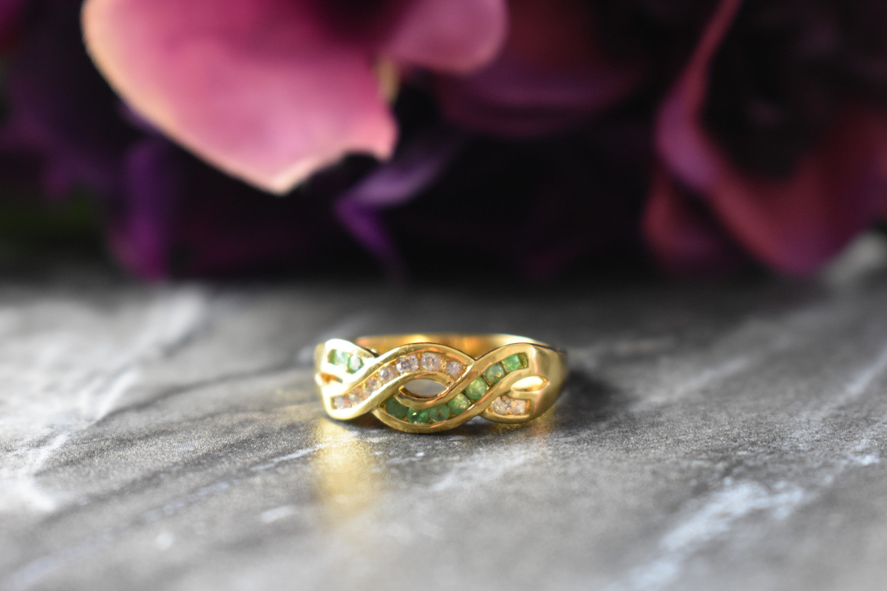

Кольцо из серебра в позолоте С Изумрудом И Фианитами 3564 Sky Jewelry 18