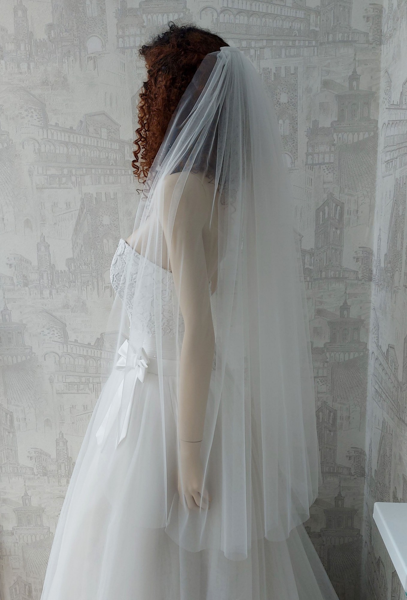 Свадебные платья со скидками - 50% !