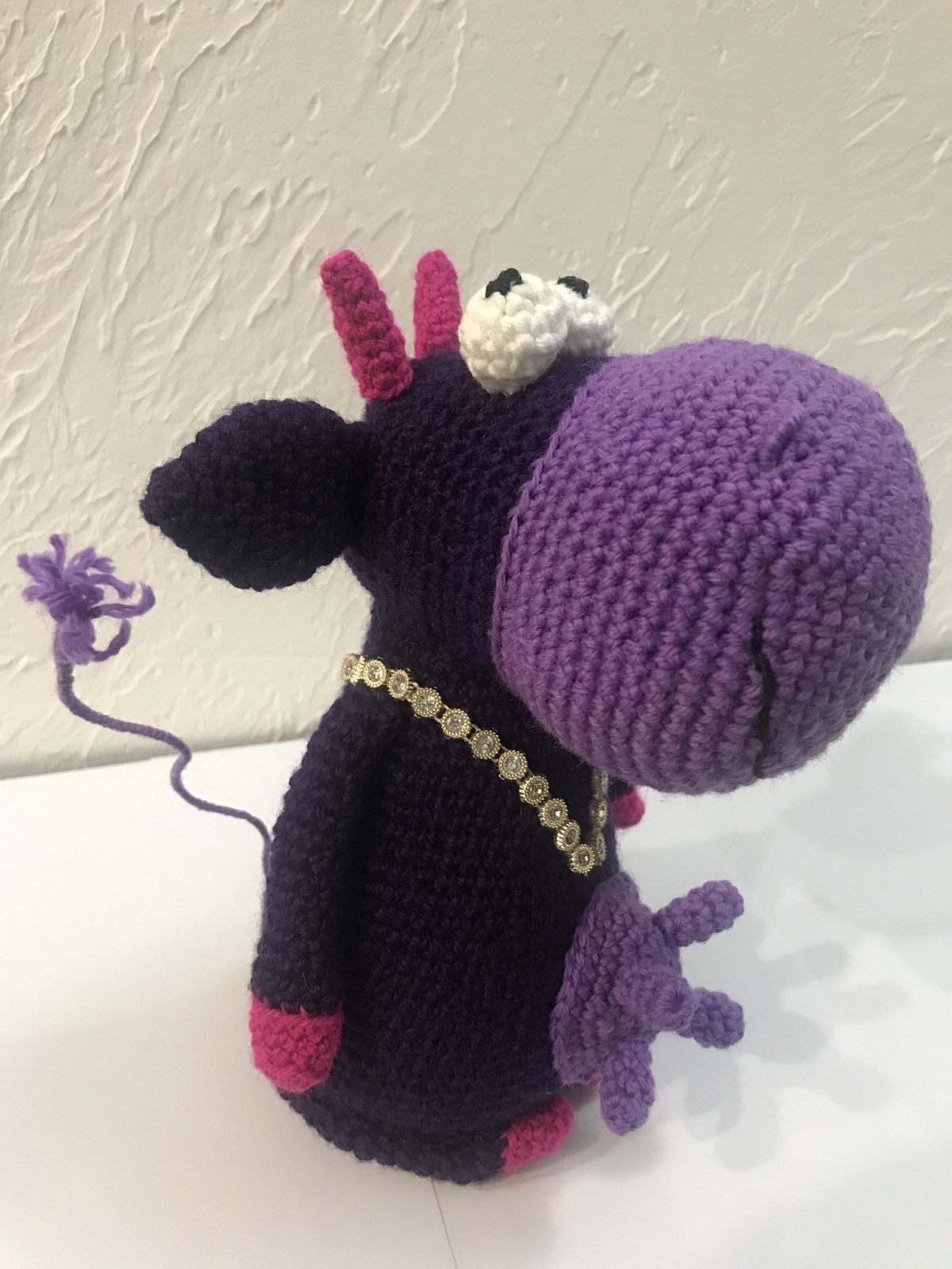 

Вязаная игрушка HandMade буренка (KTI-1)