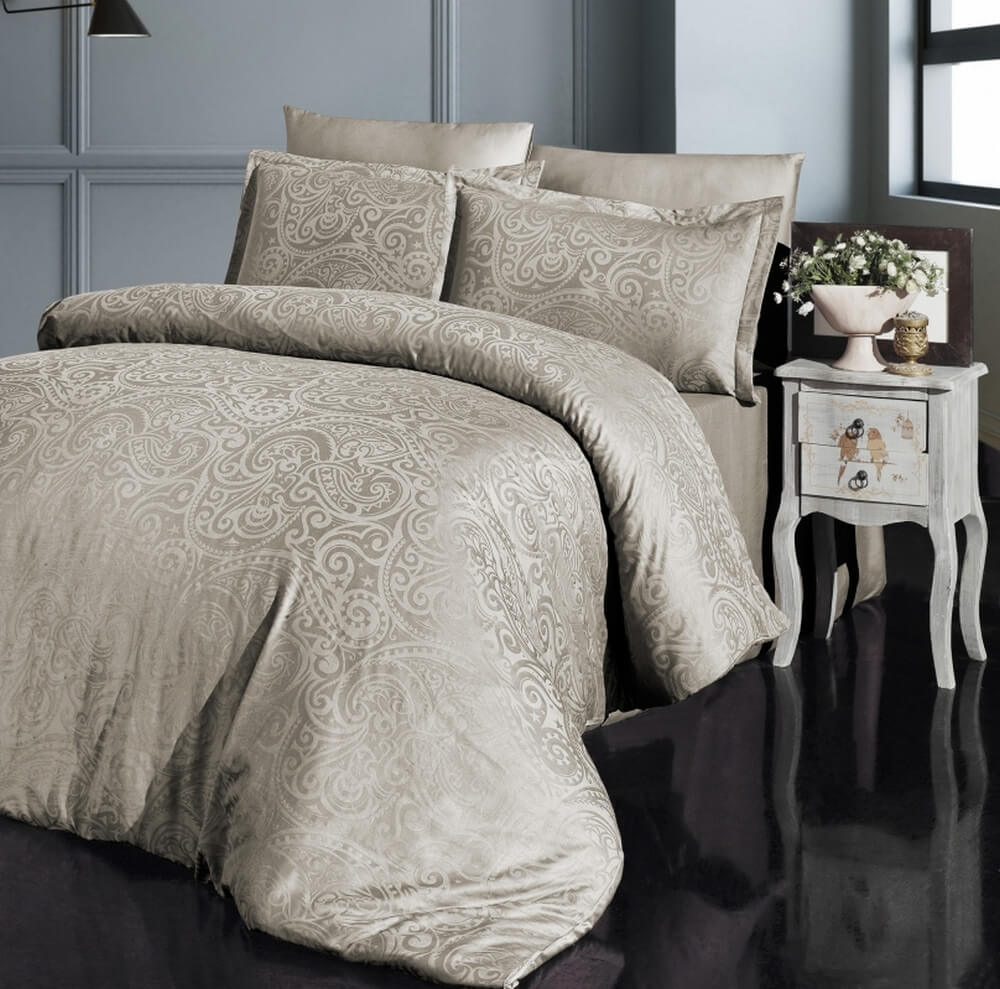 

Постельное белье First Choice жаккард Bamboo Greta Sampanya евро