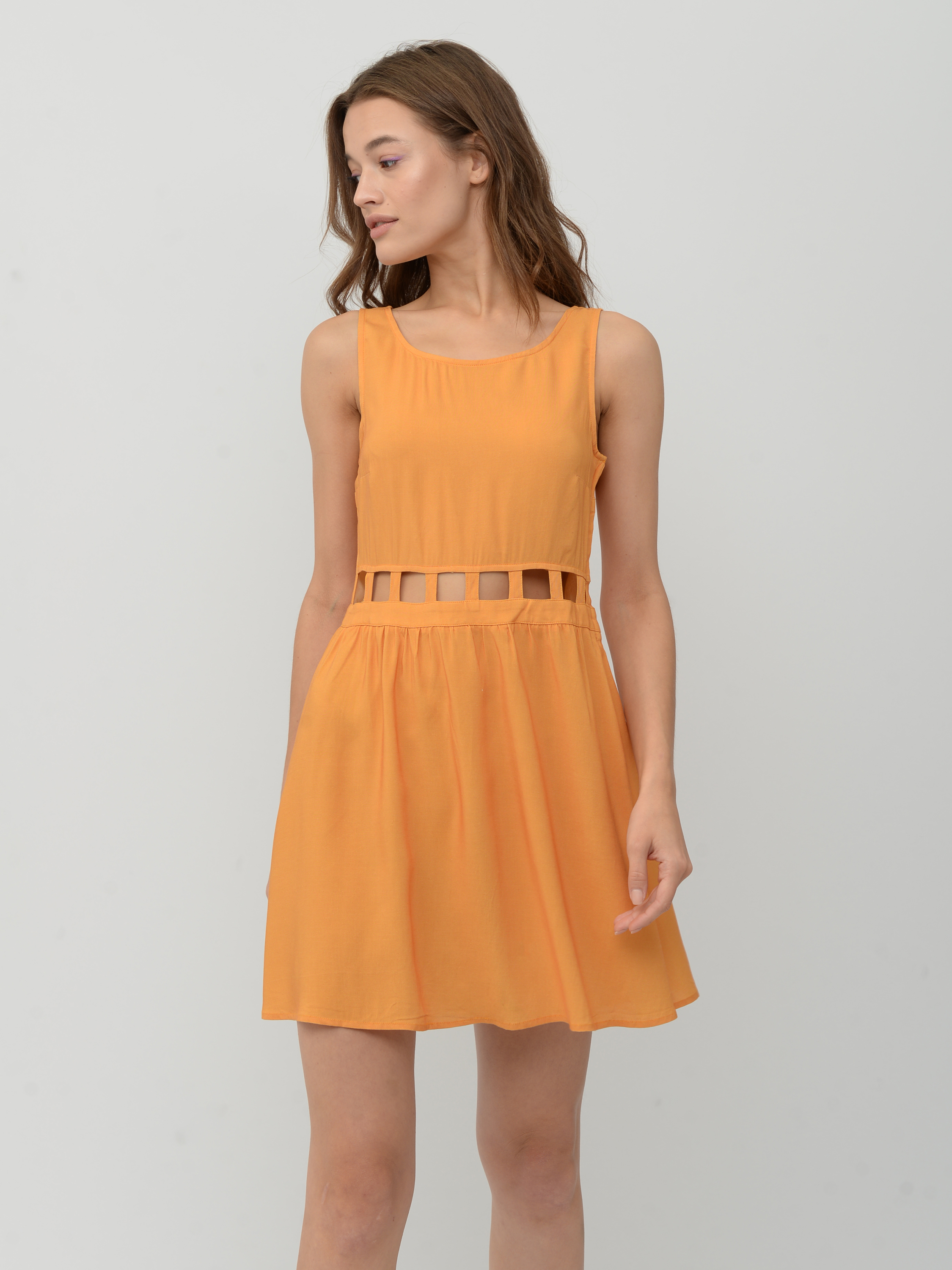 

Платье H&M 125895 38 Оранжевое