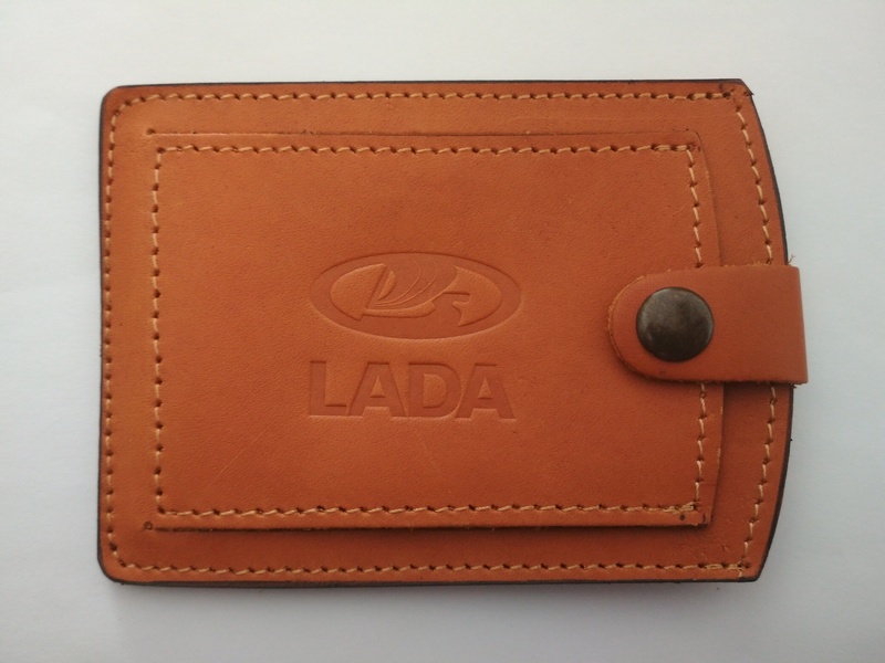 

Кожаная обложка для прав Image-D с логотипом Lada желтая 5072