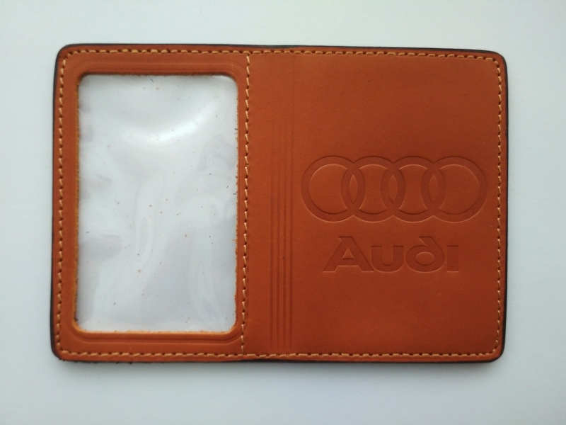 

Кожаная обложка для прав Image-D с логотипом Audi желтая 5071