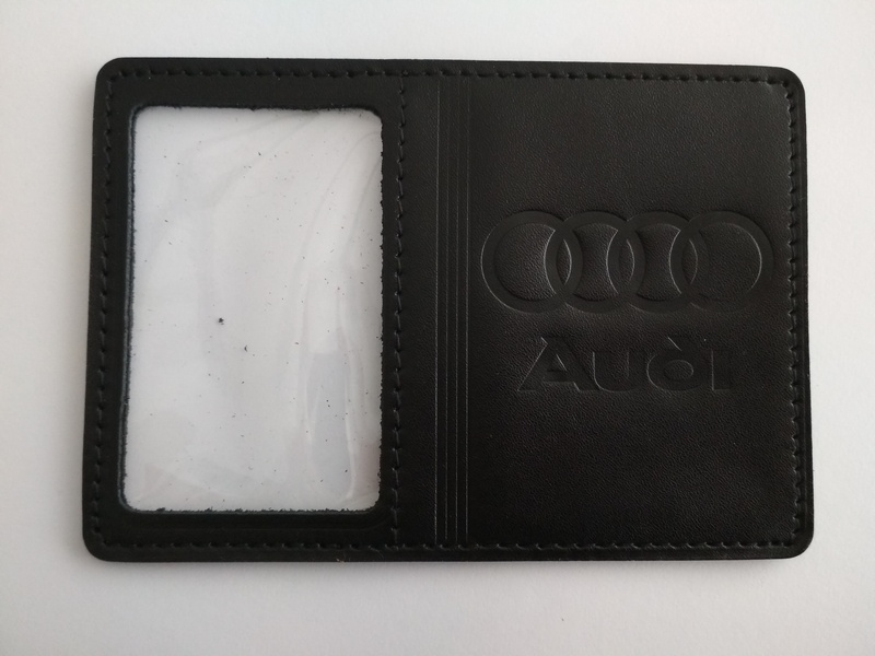 

Кожаная обложка для прав Image-D с логотипом Audi черная 5071
