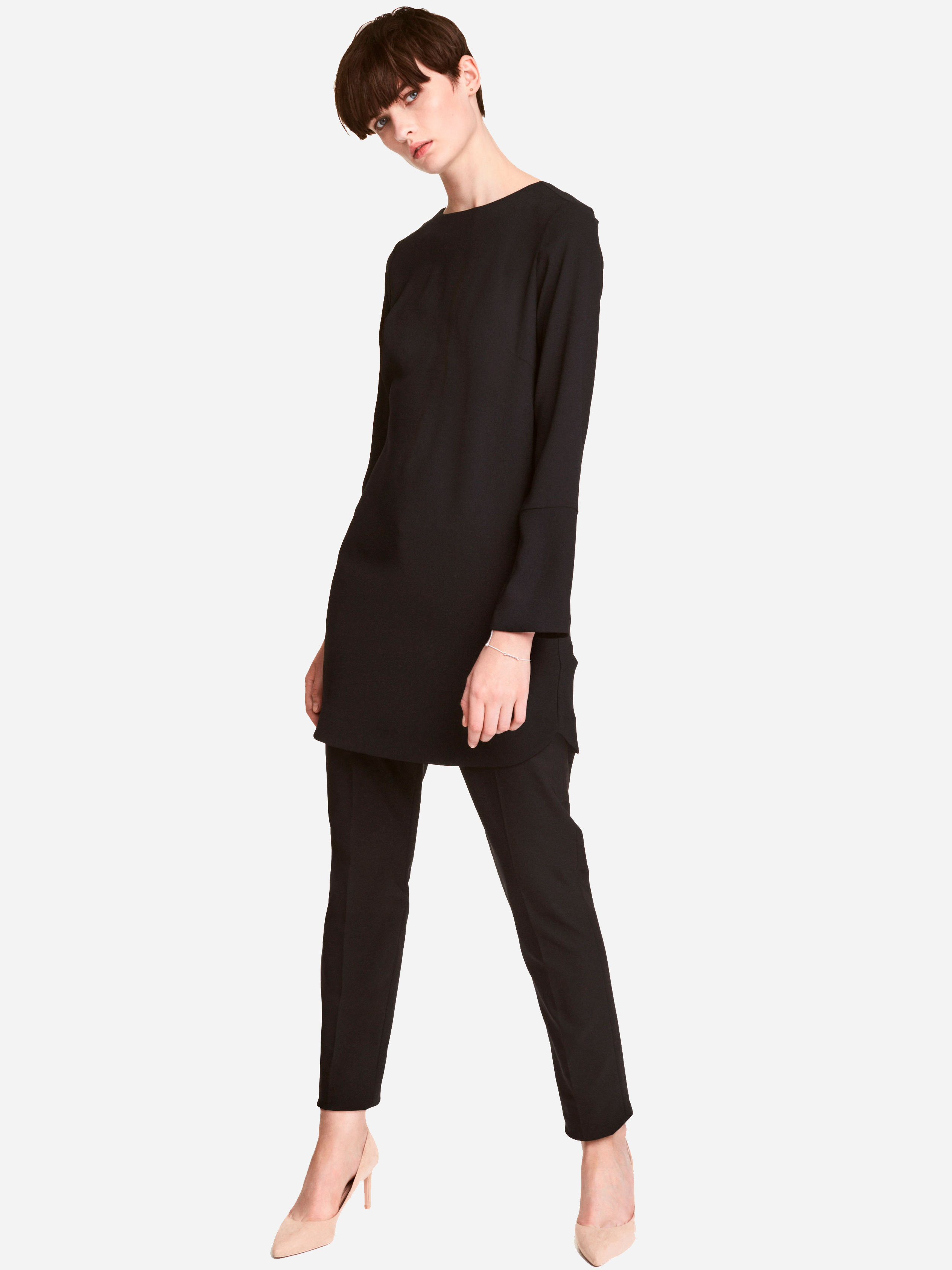 

Платье H&M 4531415 34 Черное