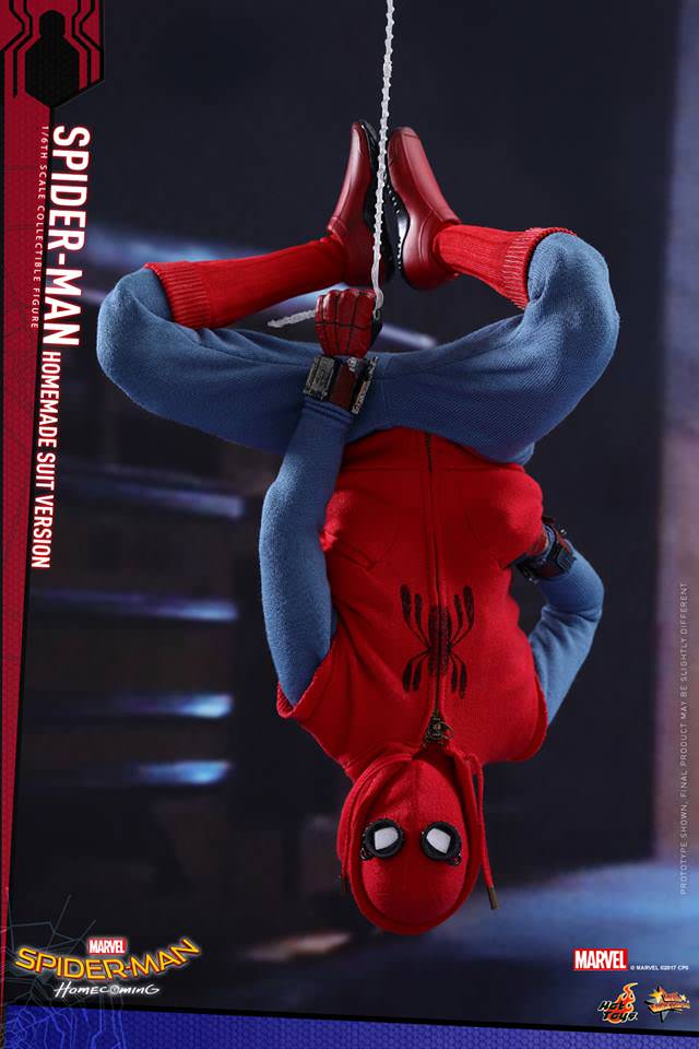 

Коллекционная фигурка Hot Toys Человек-паук – Самодельный костюм